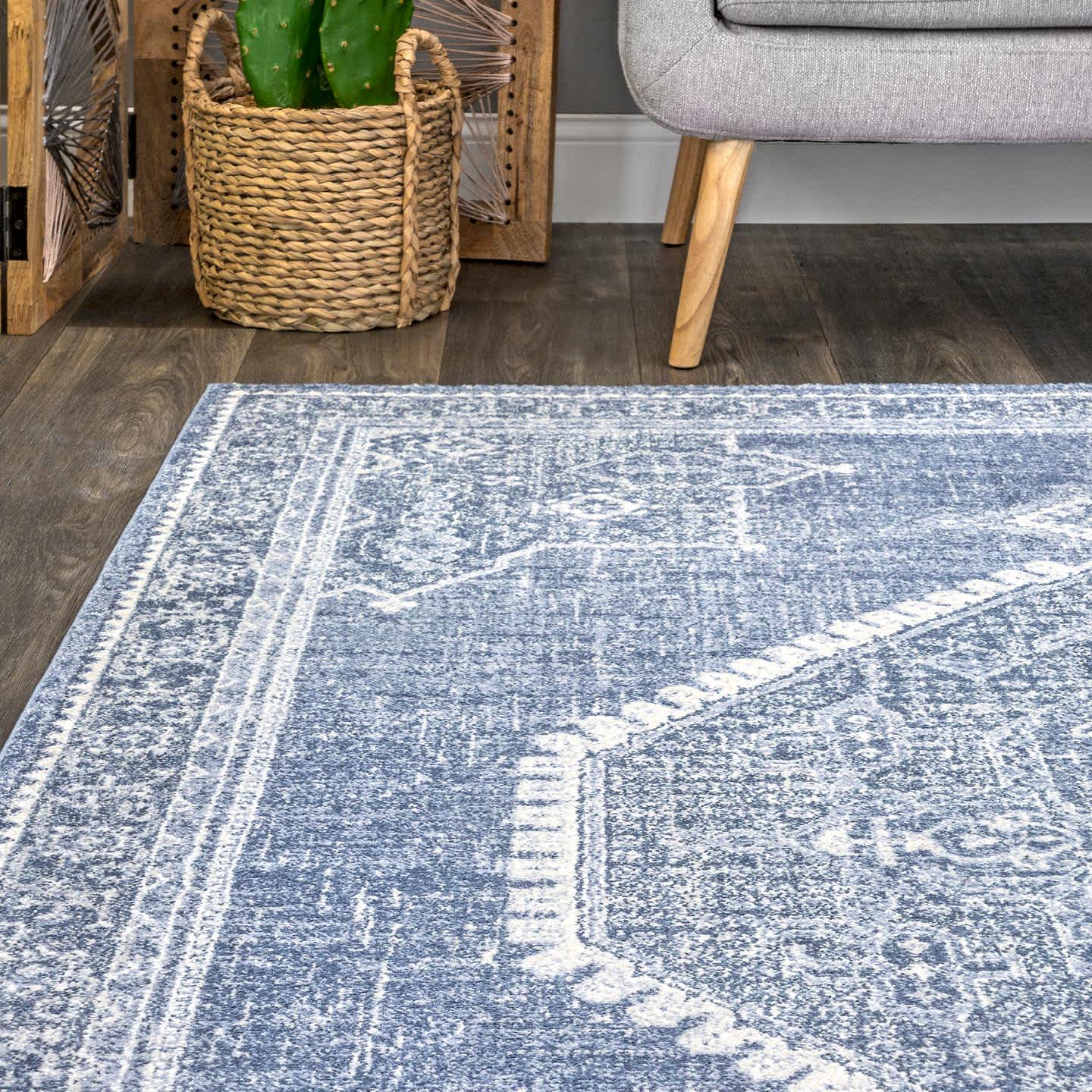 Vintage Persian Distressed Isla Area Rug - Image 4