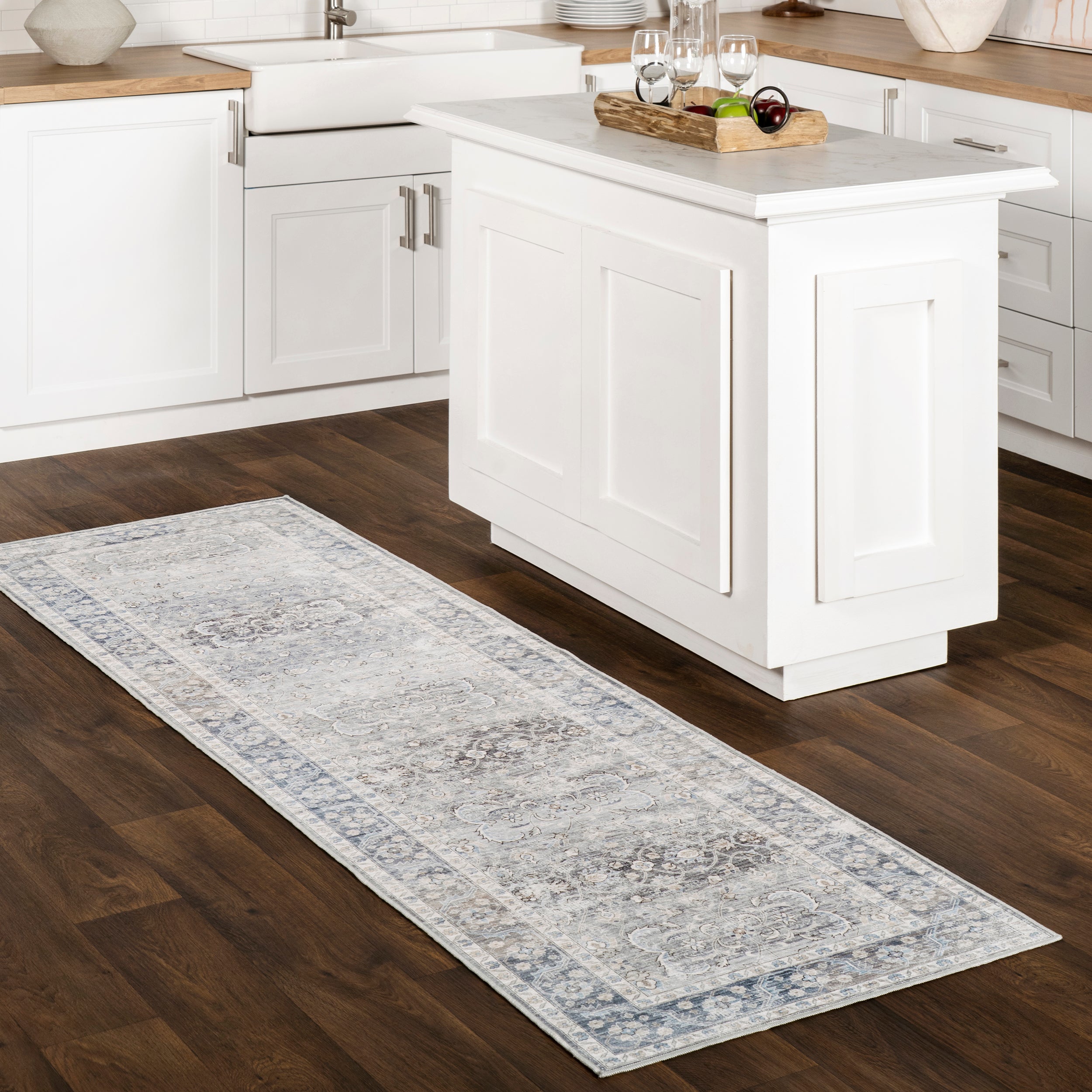 Ivette Persian Stain Repellent Machine Washable Area Rug - Image 10