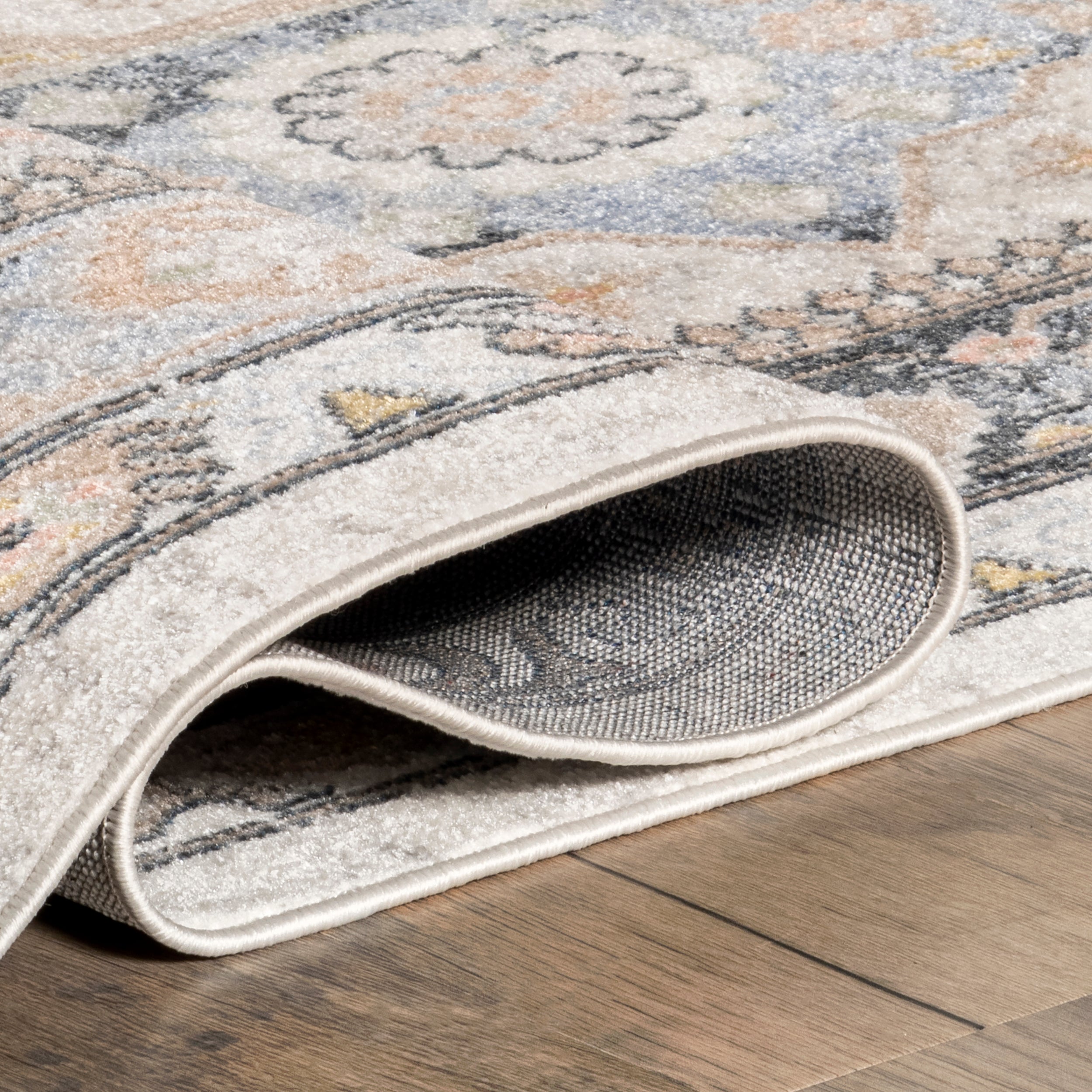 Lesia Persian Medallion Machine Washable Area Rug - Image 4