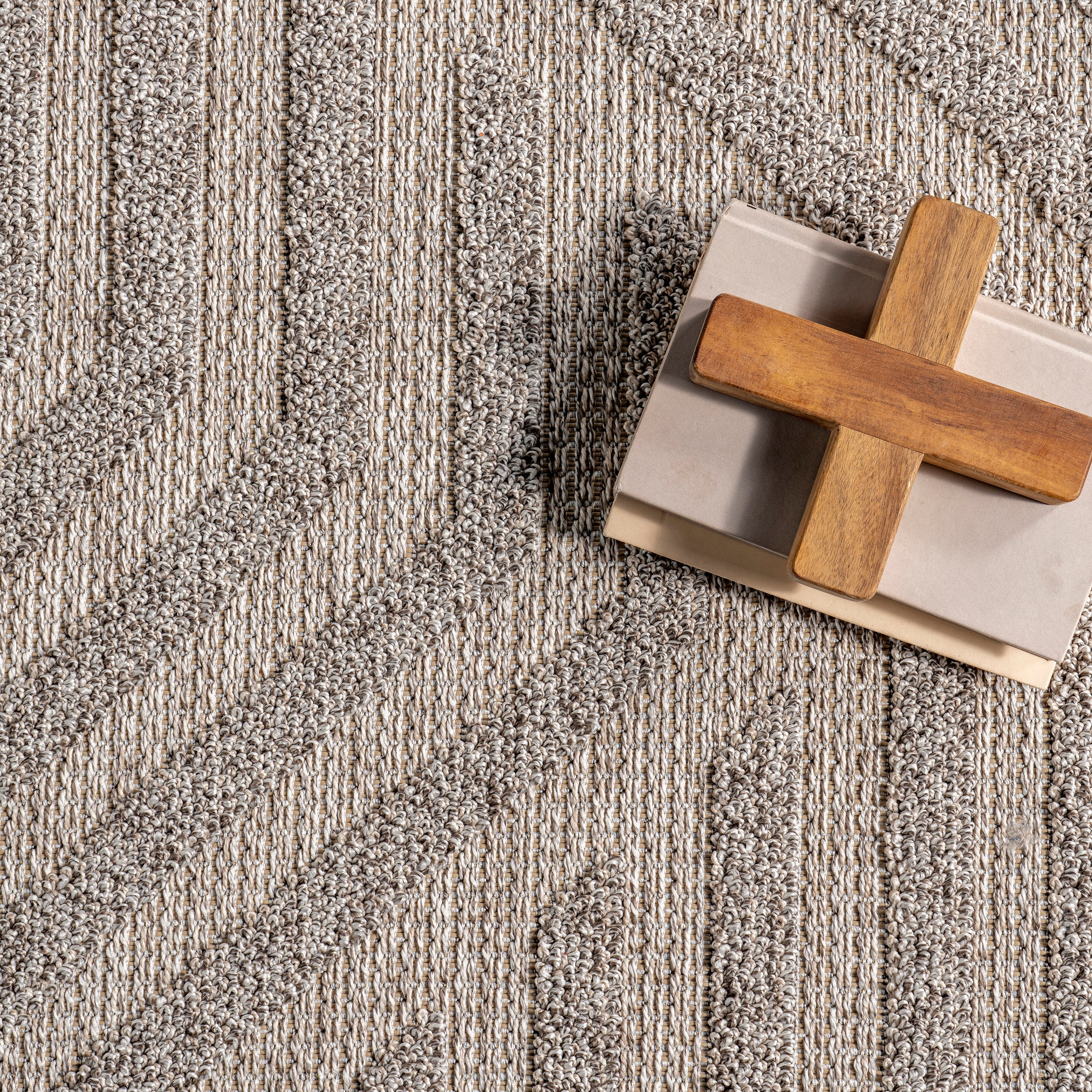 Shante Zig-Zag Indoor/Outdoor Area Rug - Image 6