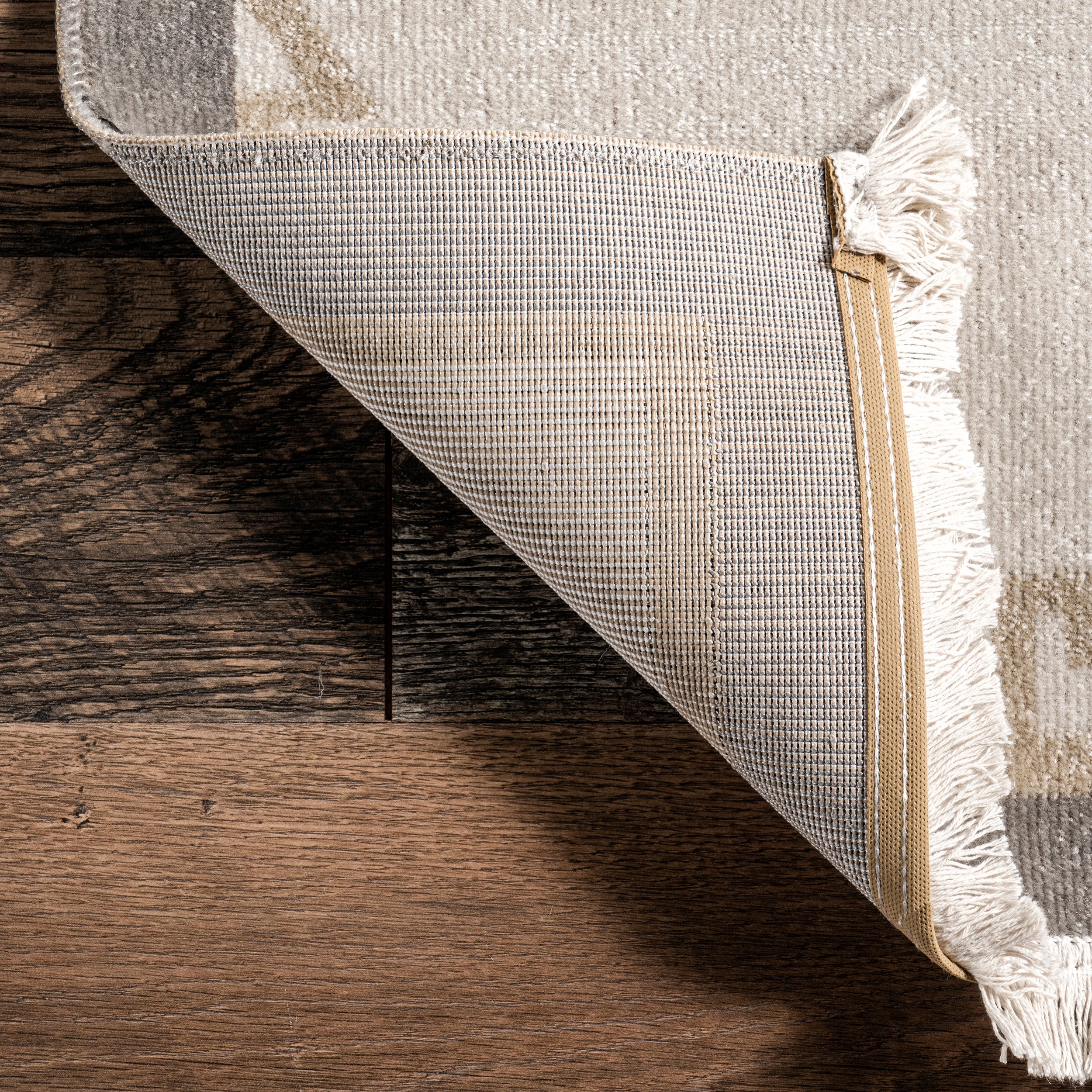 Isa Southwestern Indoor/Outdoor Fringe Area Rug - Image 7