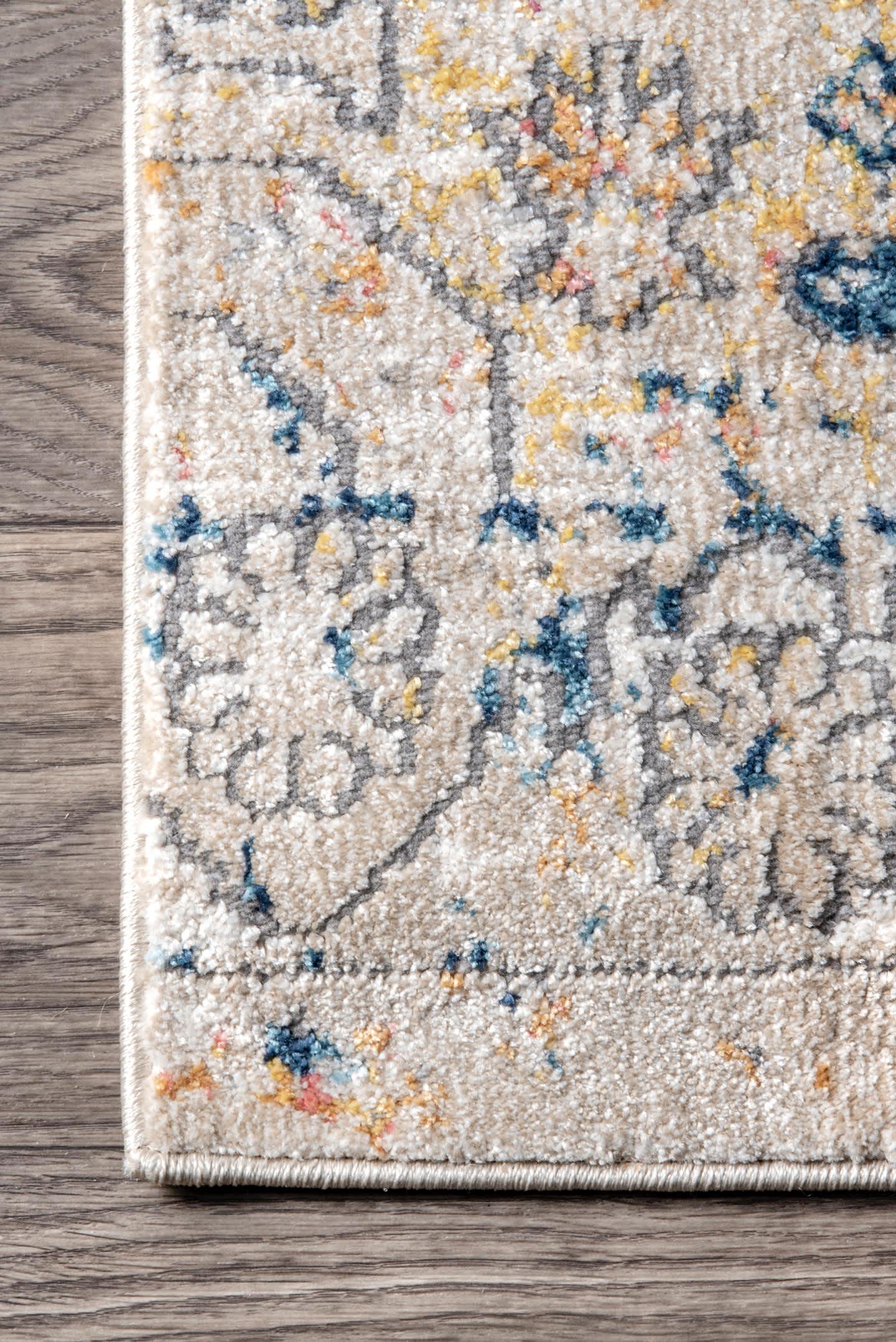 Vintage Medallion Joya Distressed Area Rug - Image 3