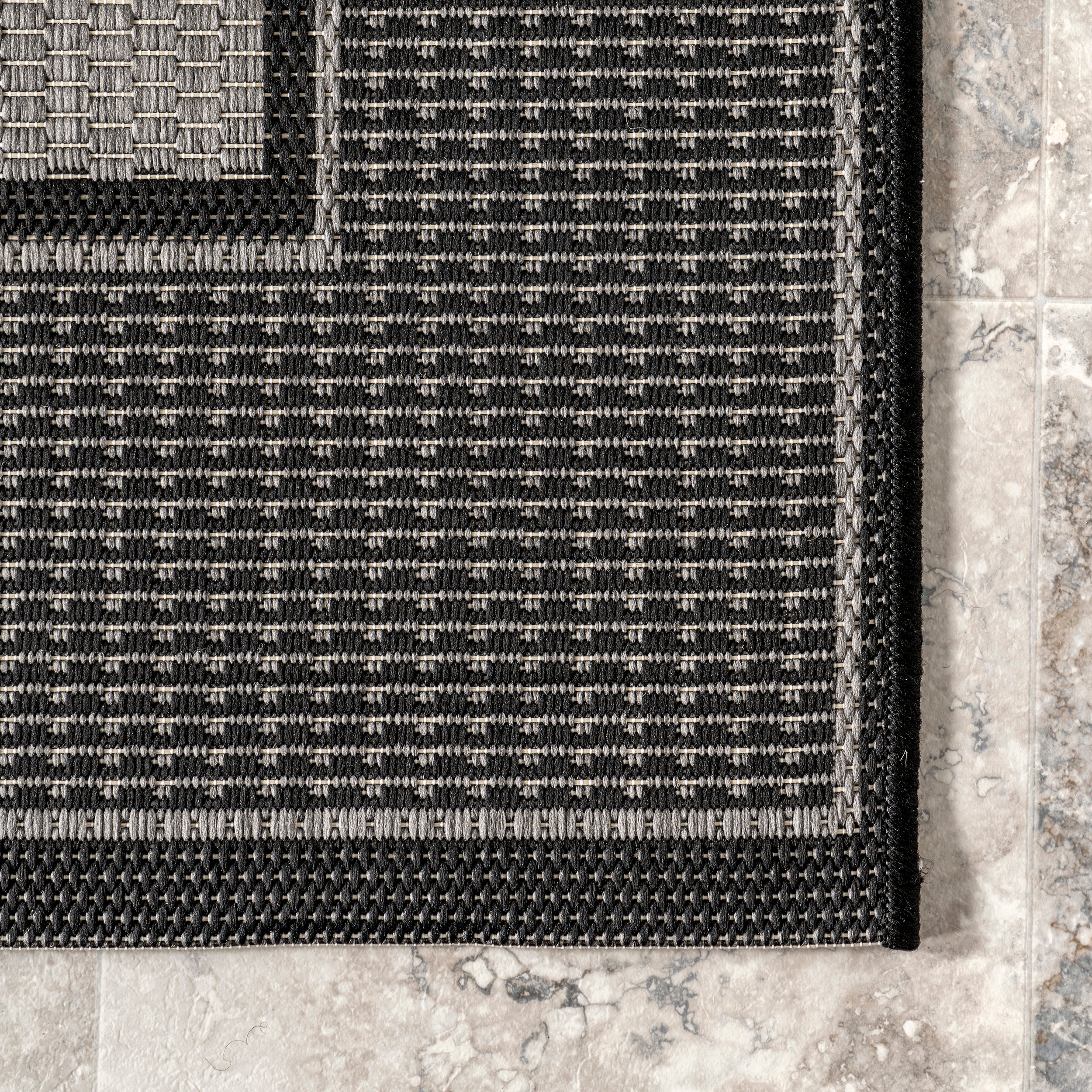 Gris Contemporary Indoor/Outdoor Area Rug - Image 5