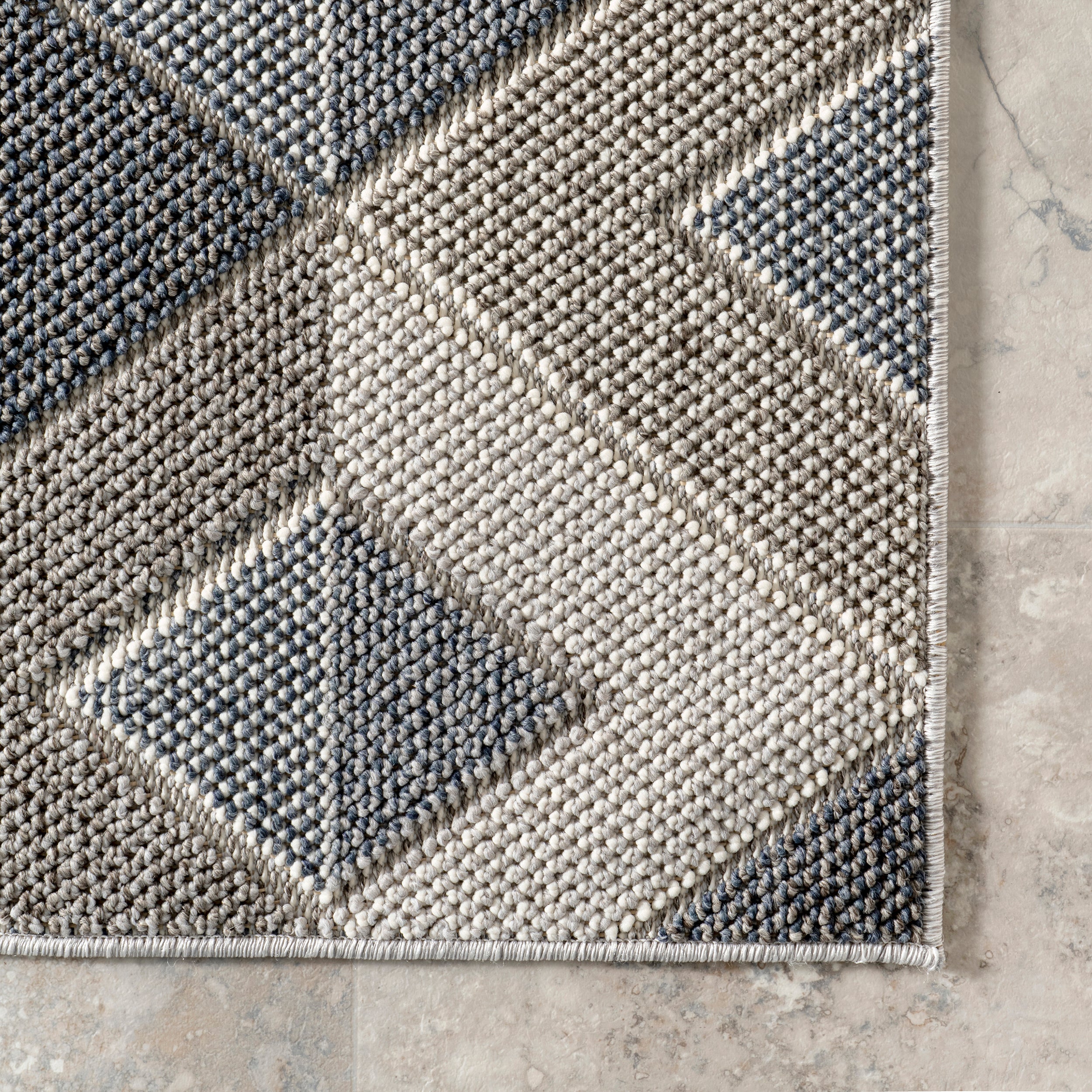 Gale Geometric Indoor/Outdoor Area Rug - Image 5