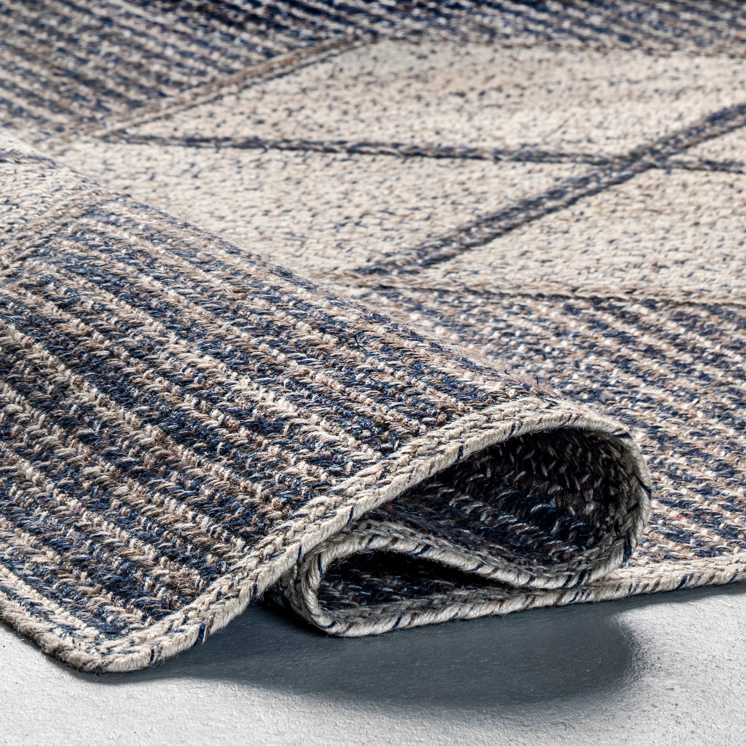 Adria Diamond Blended Jute Area Rug - Image 4