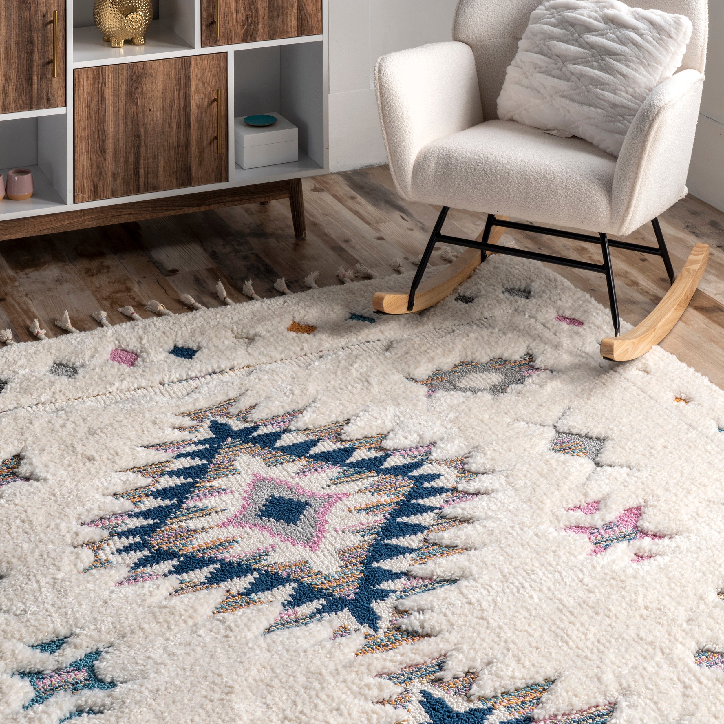 Jocelyn Tribal Shag Tasseled Area Rug - Image 20