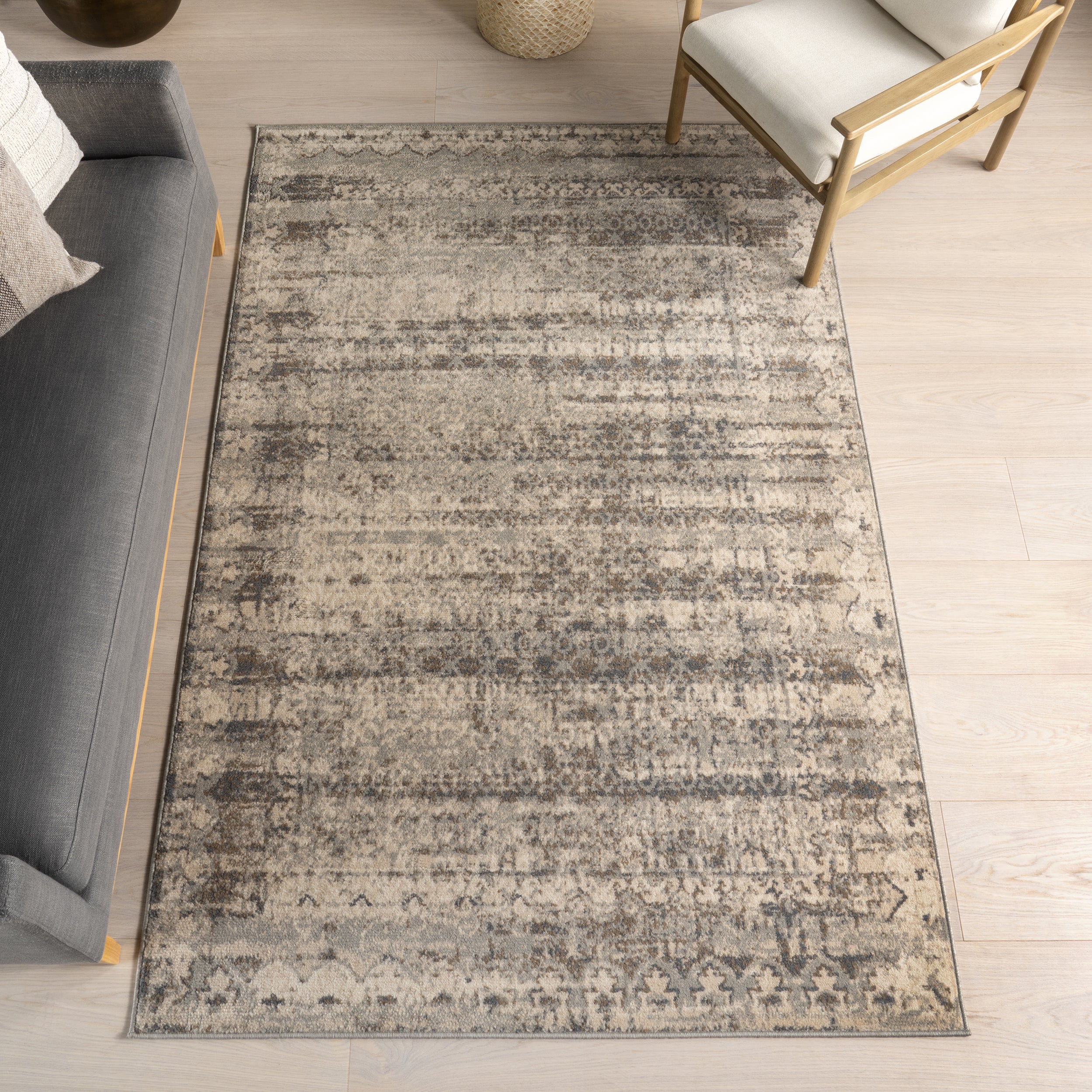 Aella Distressed Medallion Area Rug - Image 2