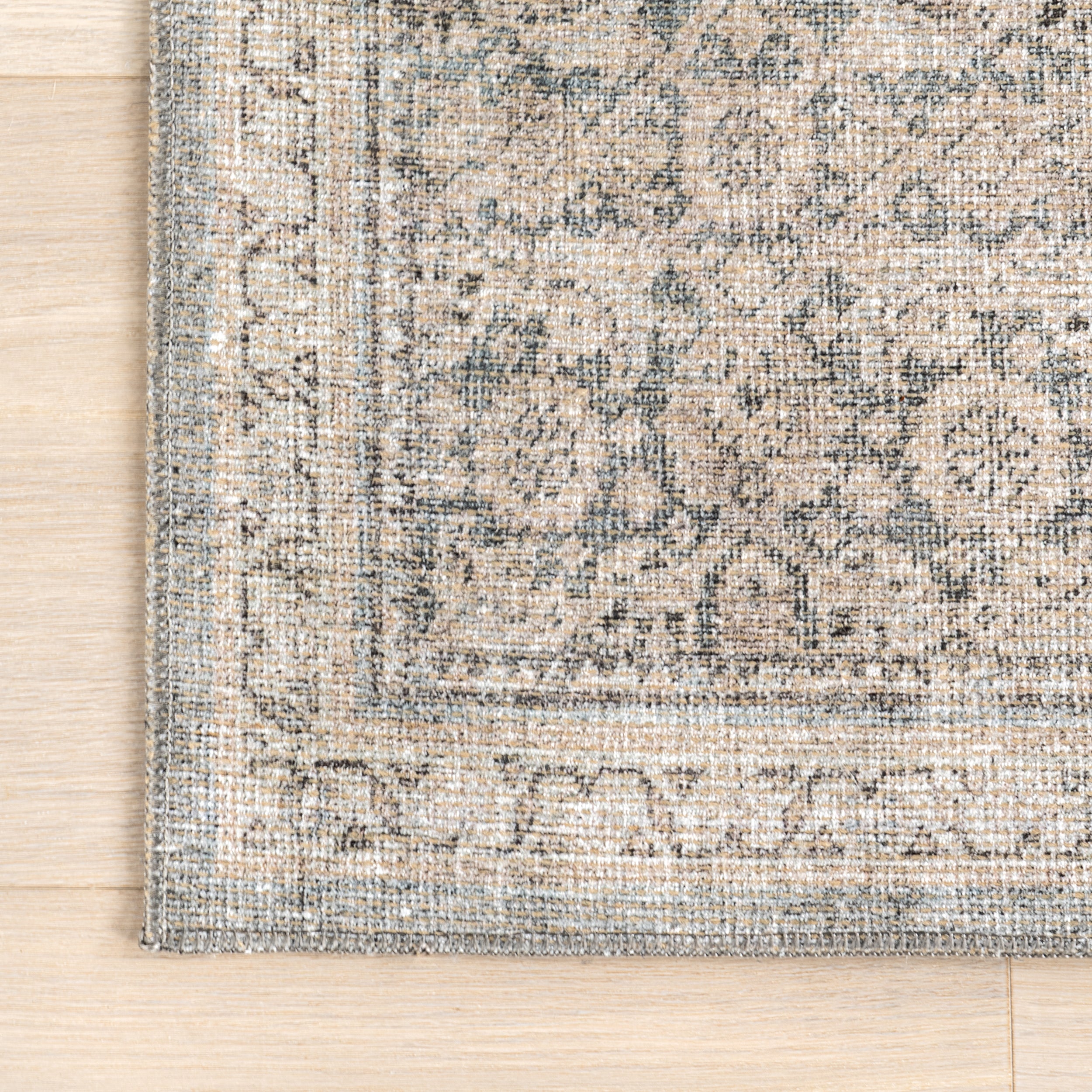 Hillstone Collection Cally Traditional Vintage Medallion Area Rug - Image 6