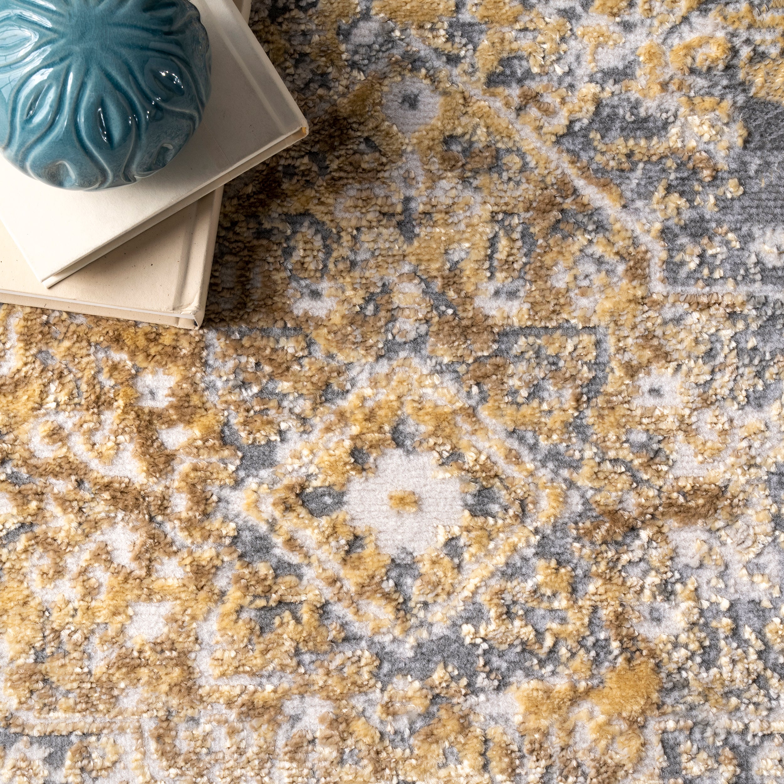 Patty Vintage Medallion Rug - Image 6