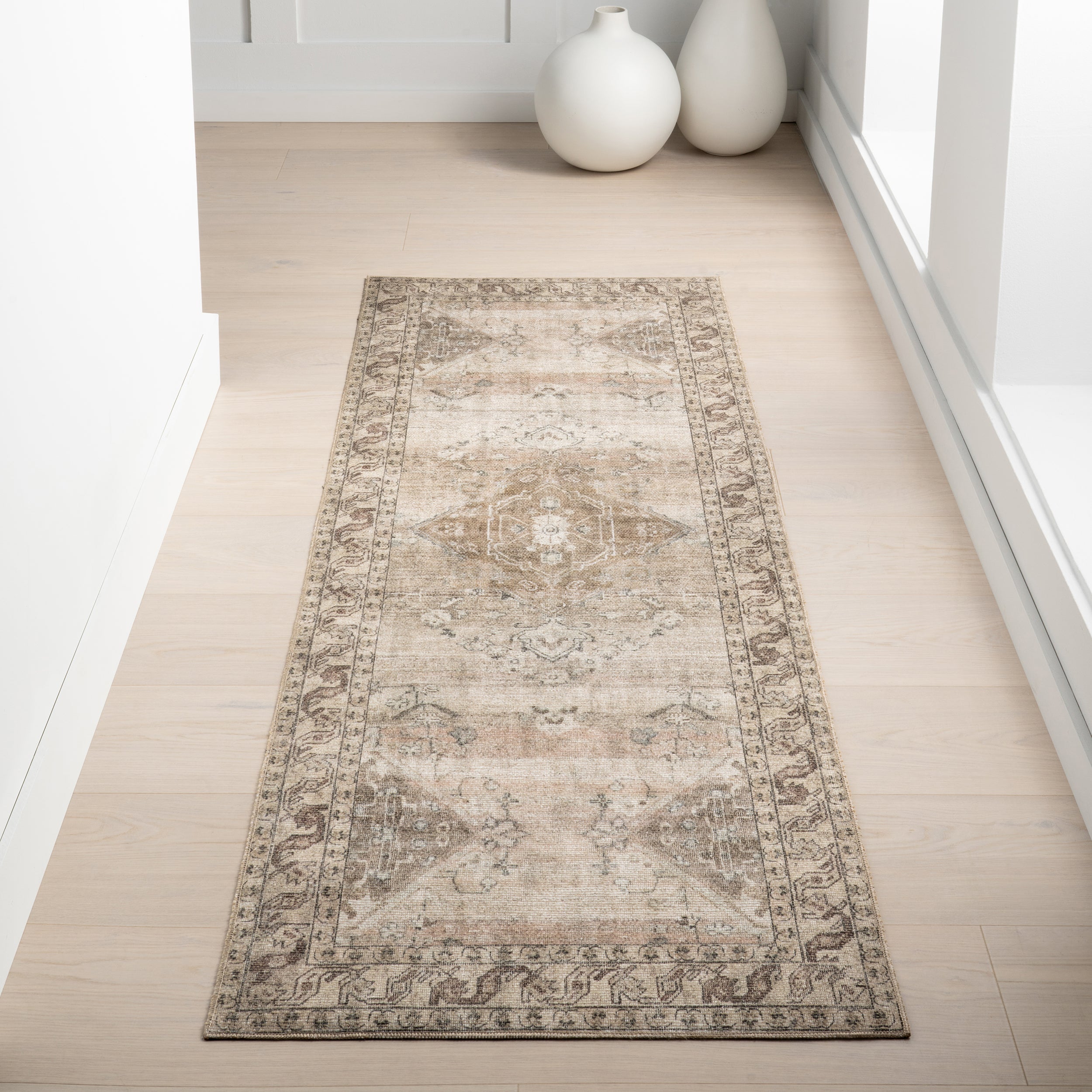 Hillstone Collection Ahmeira Traditional Vintage Medallion Area Rug - Image 10