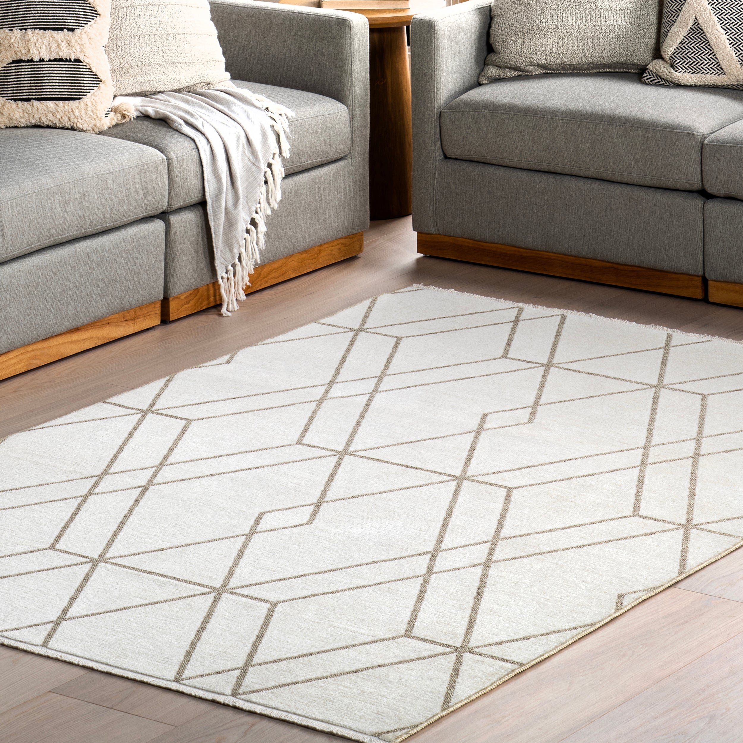 Sinclair Lattice Reversible Machine Washable Area Rug - Image 9