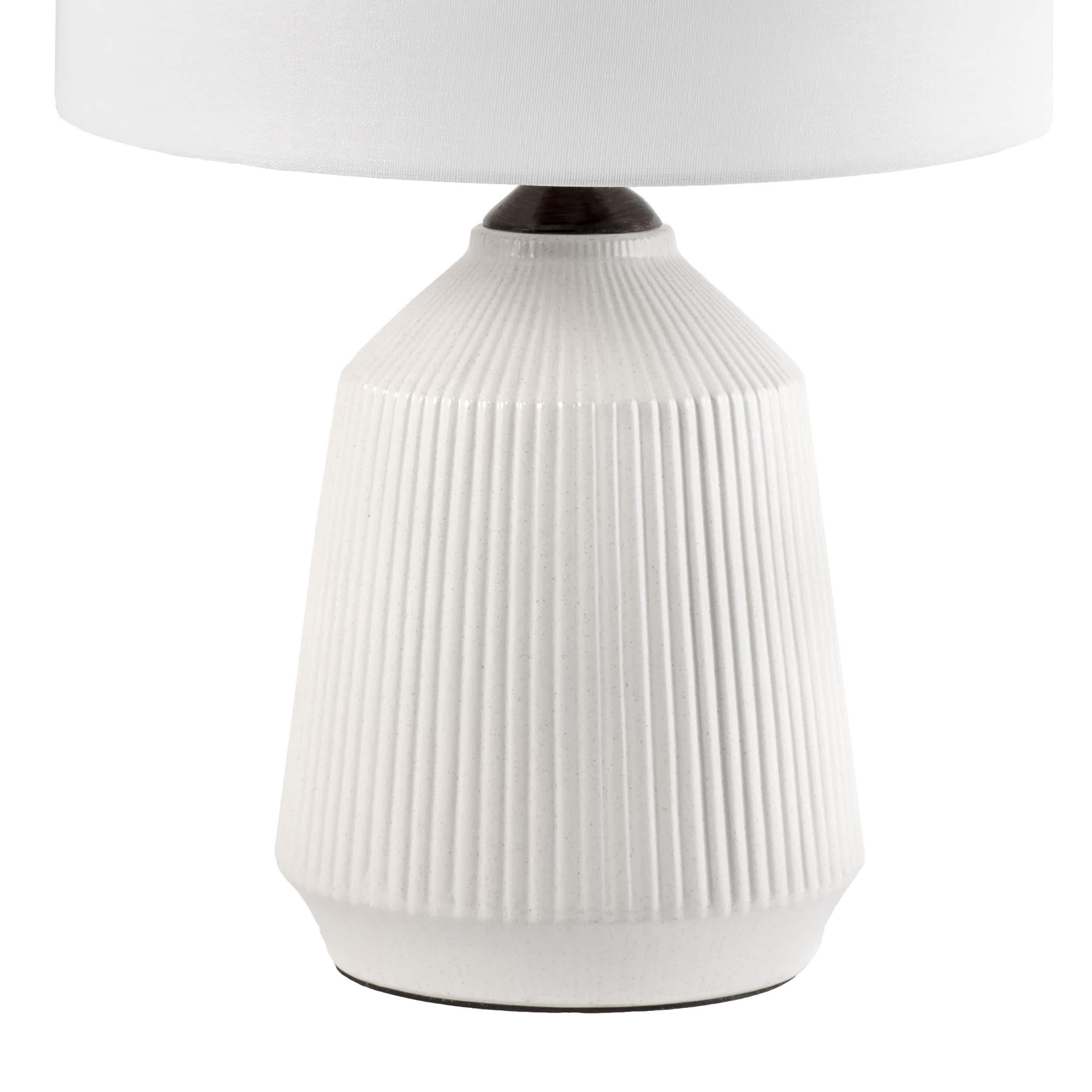Renton 24 Ceramic Table Lamp - Image 3