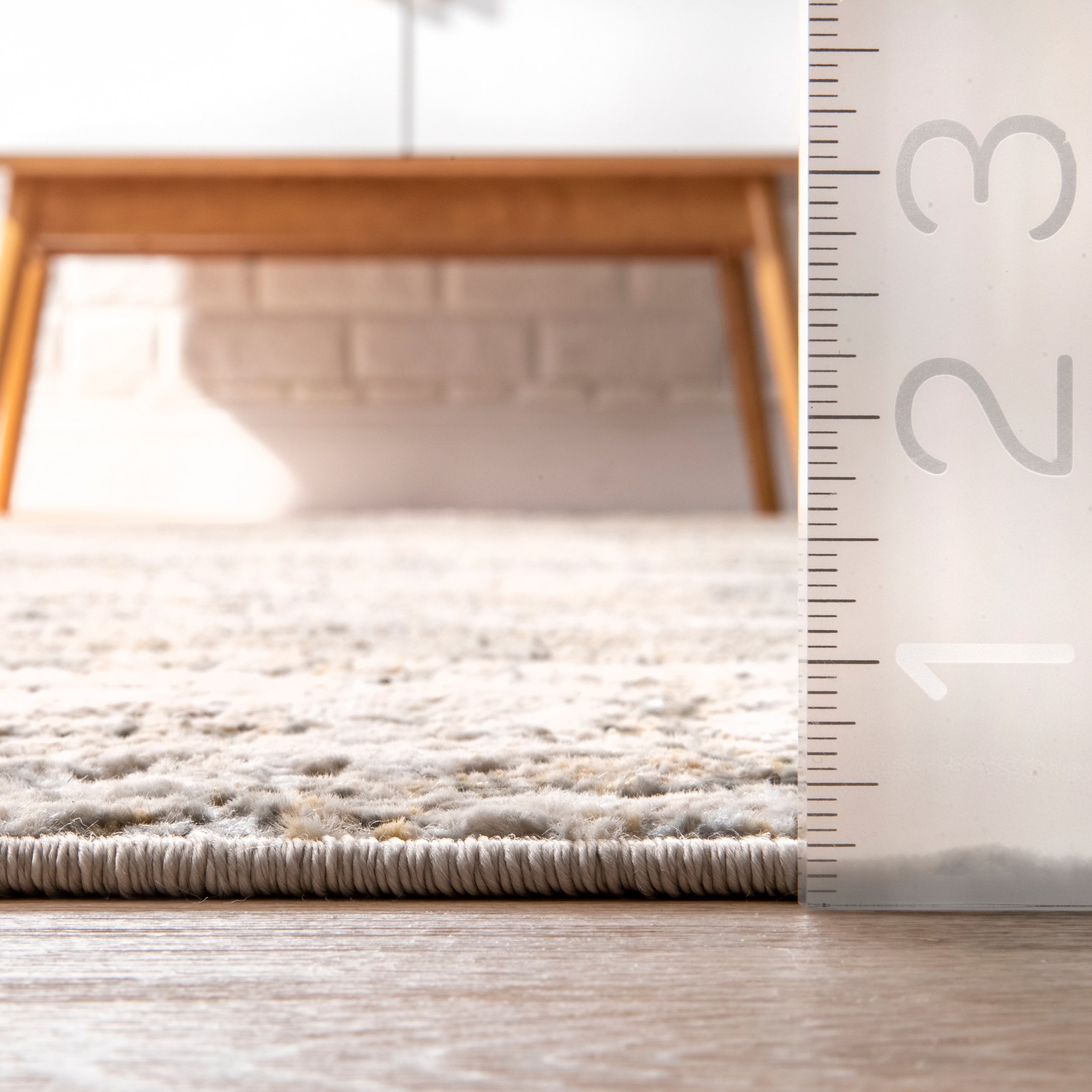 Contemporary Abstract Leora Area Rug - Image 3