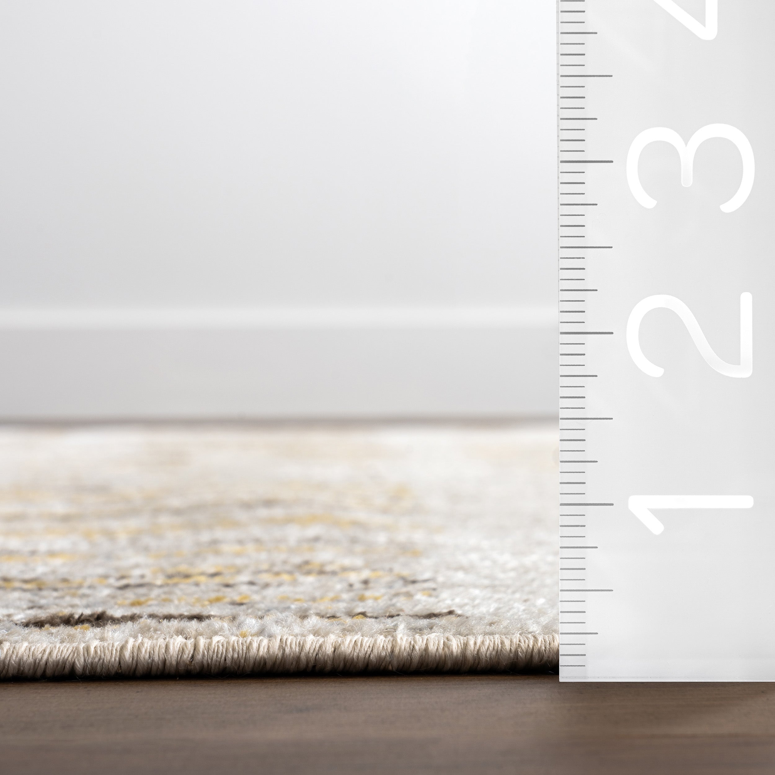 Maemi Abstract Machine Washable Area Rug - Image 3