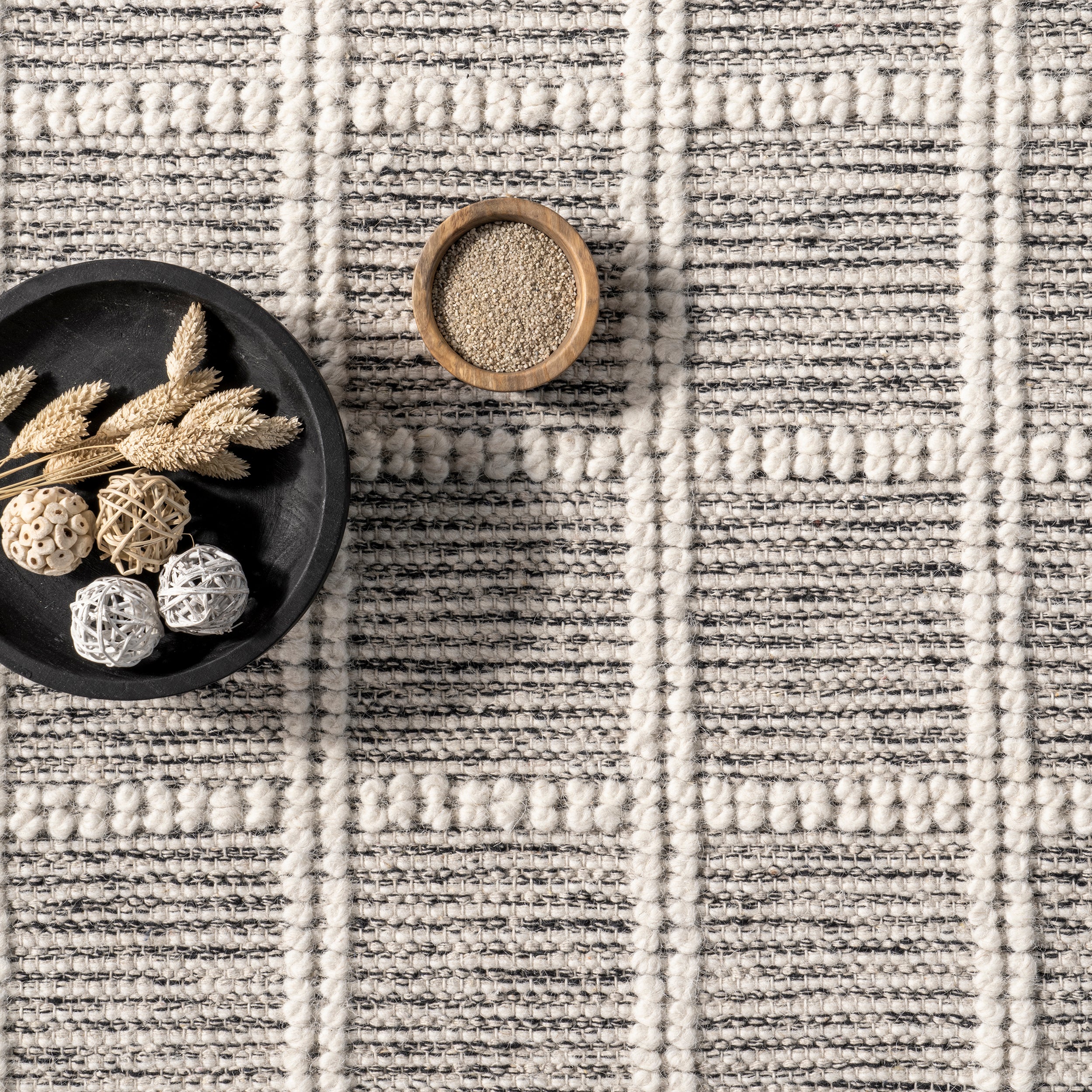 Huia Casual Striped Wool Blend Tassel Area Rug - Image 6