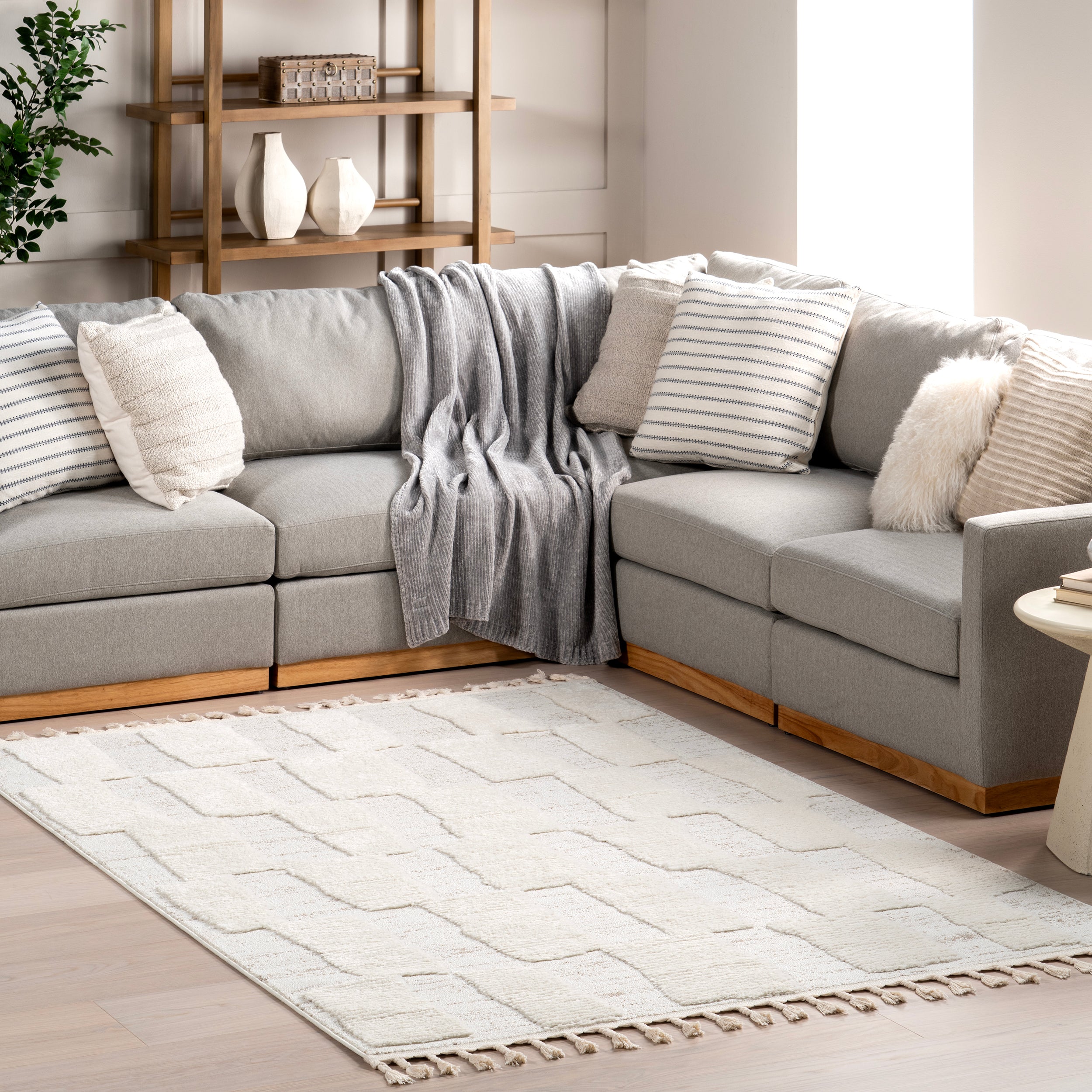 Magnolia High-Low Geometric Tasseled Area Rug - Image 2