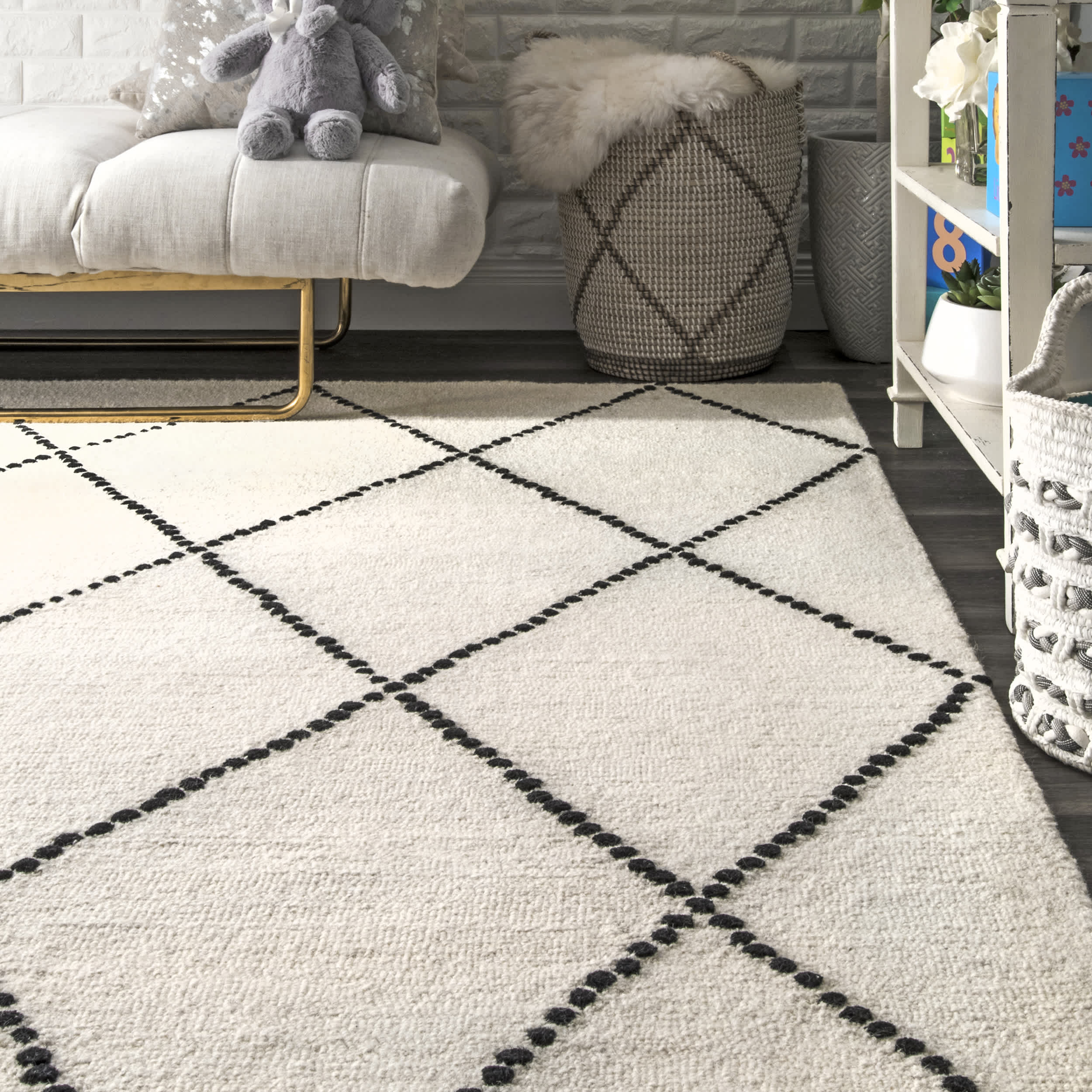 Hand Tufted Elvia Area Rug - Image 16