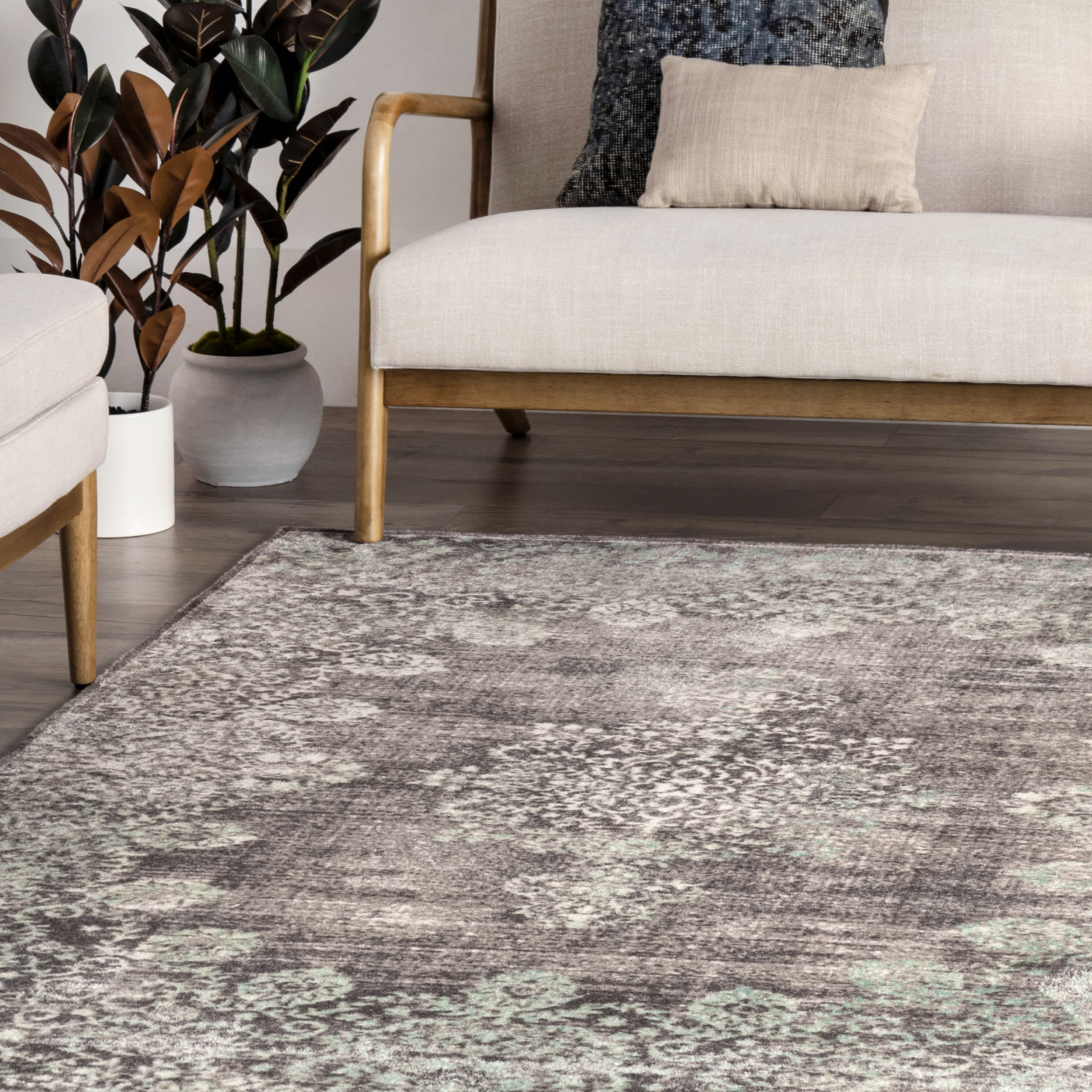 Vintage Corene Area Rug - Image 9