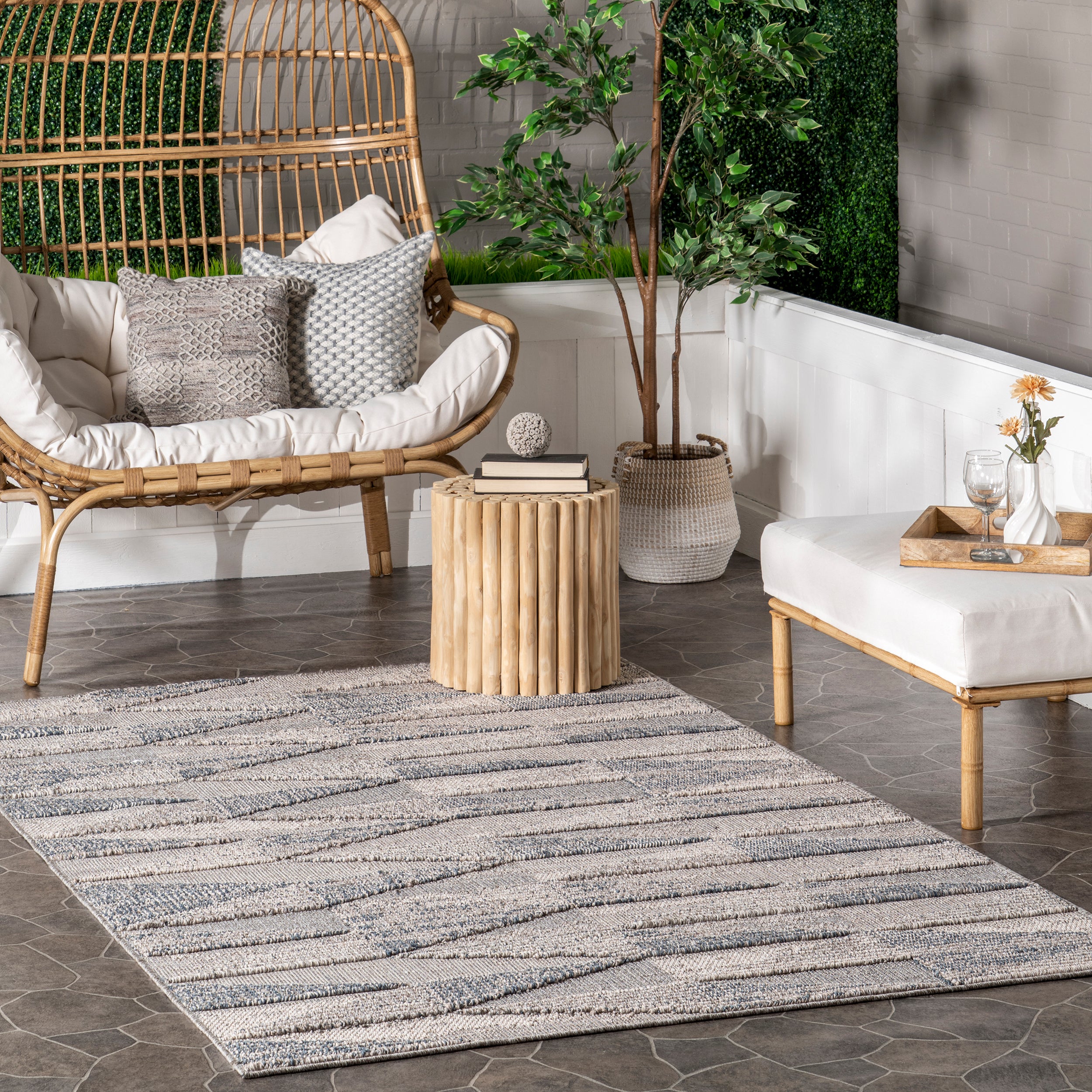 Lorene High-Low Geometric Indoor/Outdoor Area Rug - Image 2