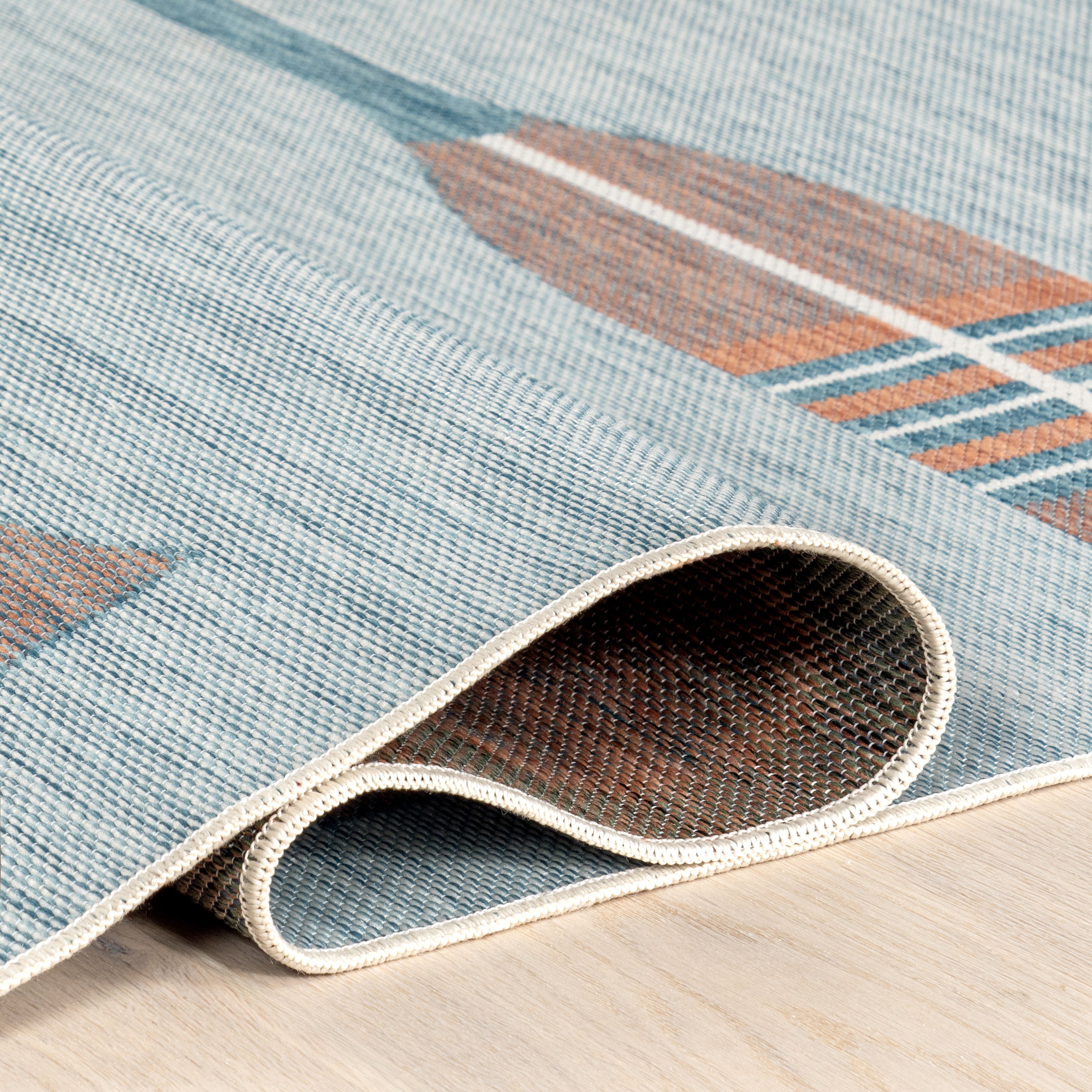 Emmie Graphic Indoor/Outdoor Area Rug - Image 4