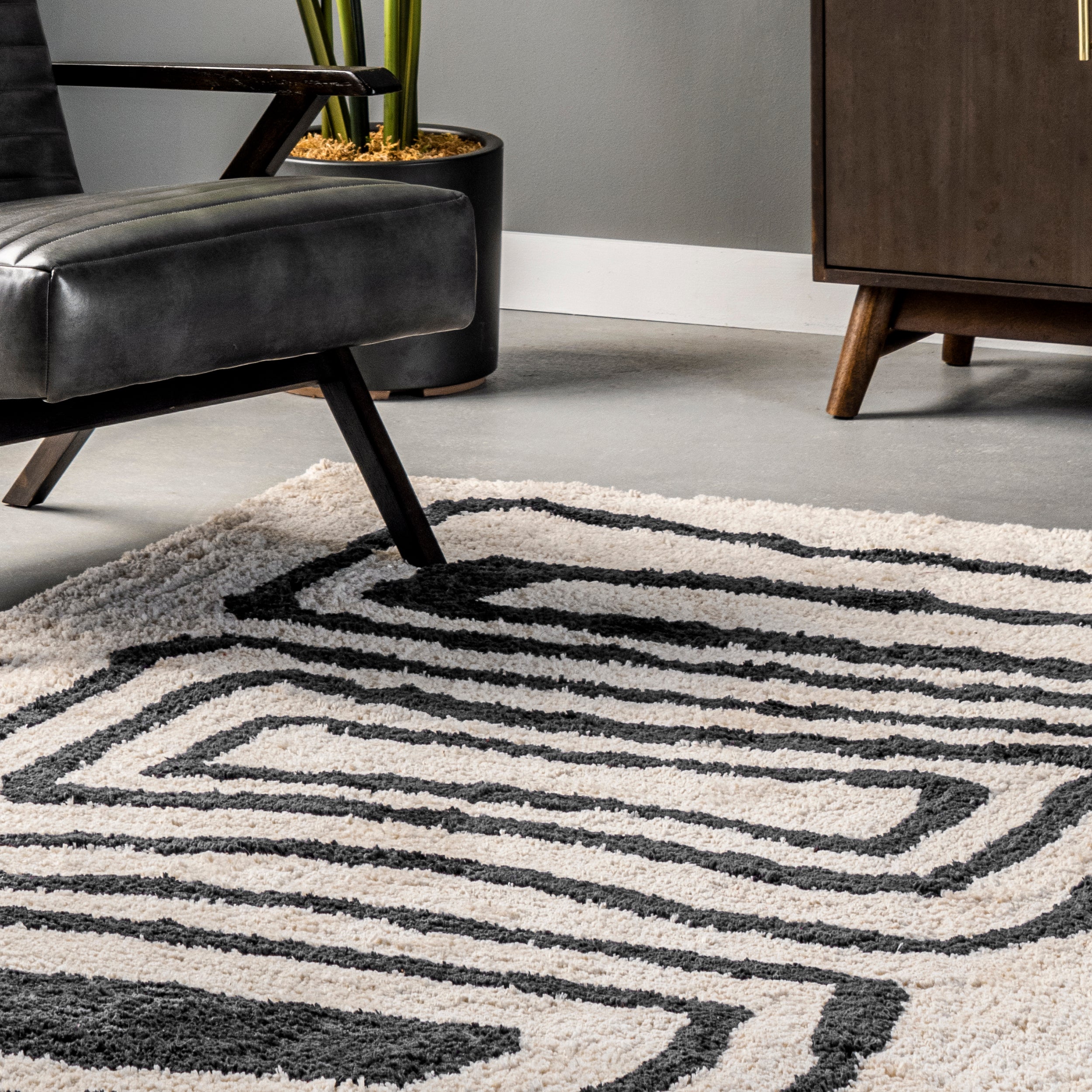 Mica Abstract Circles Shag Area Rug - Image 9