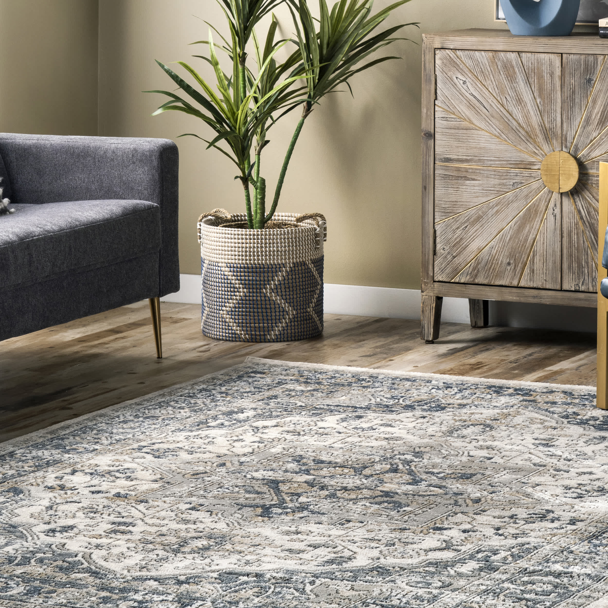 Darcie Traditional Medallion Area Rug - Image 27