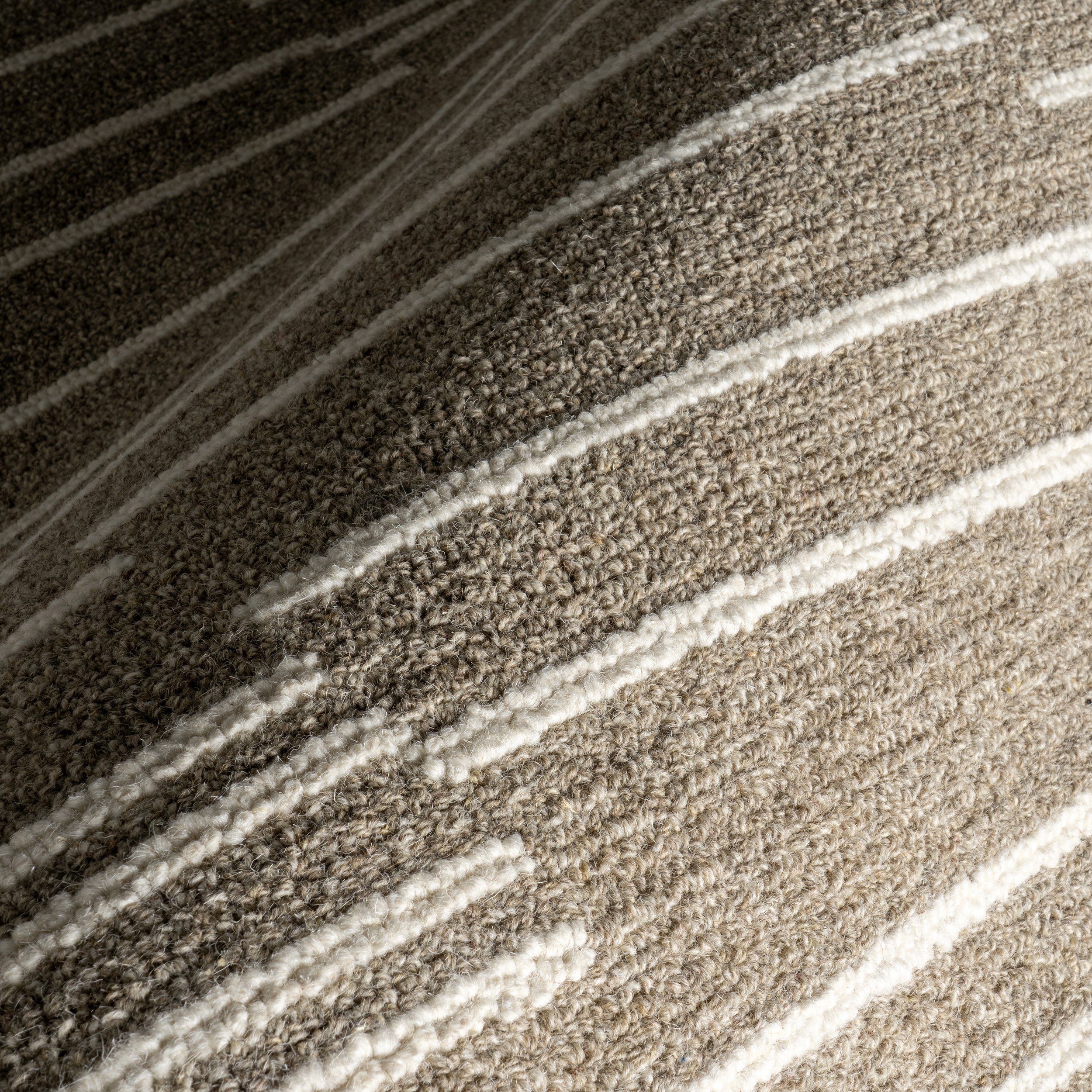 Tanaia Contemporary Striped Area Rug - Image 5