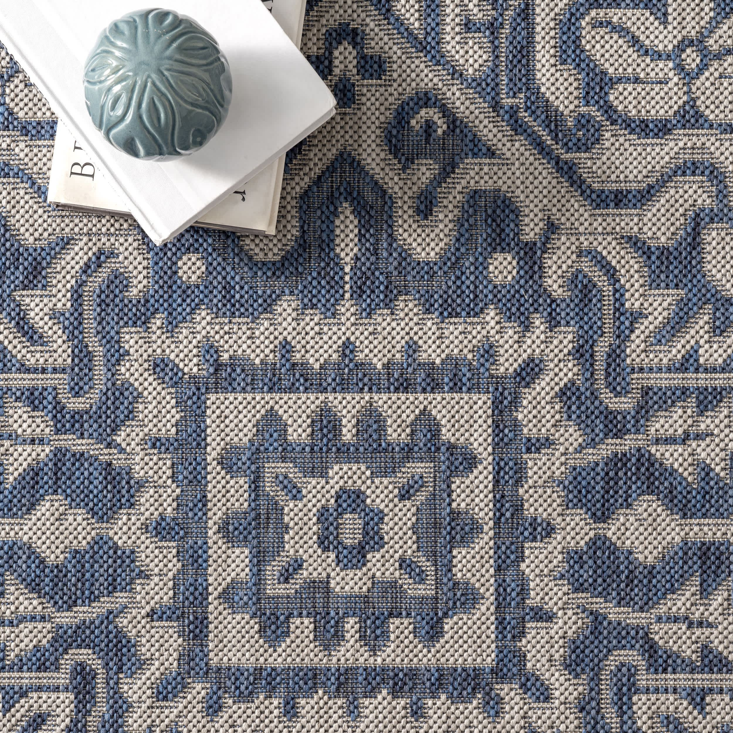 Lane Elegant Medallion Indoor/Outdoor Area Rug - Image 15