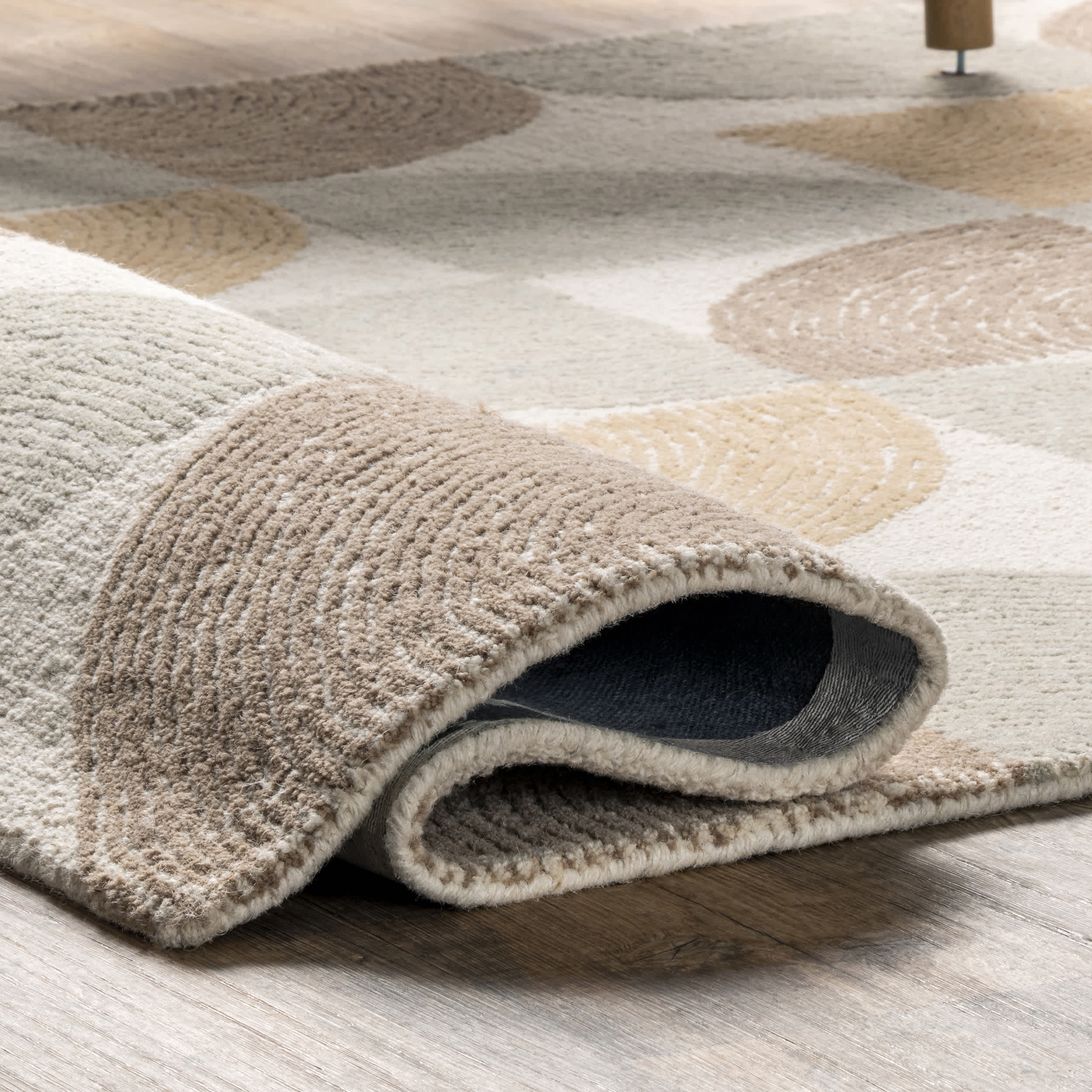 Liv Hand Tufted Wool Geometric Area Rug - Image 4