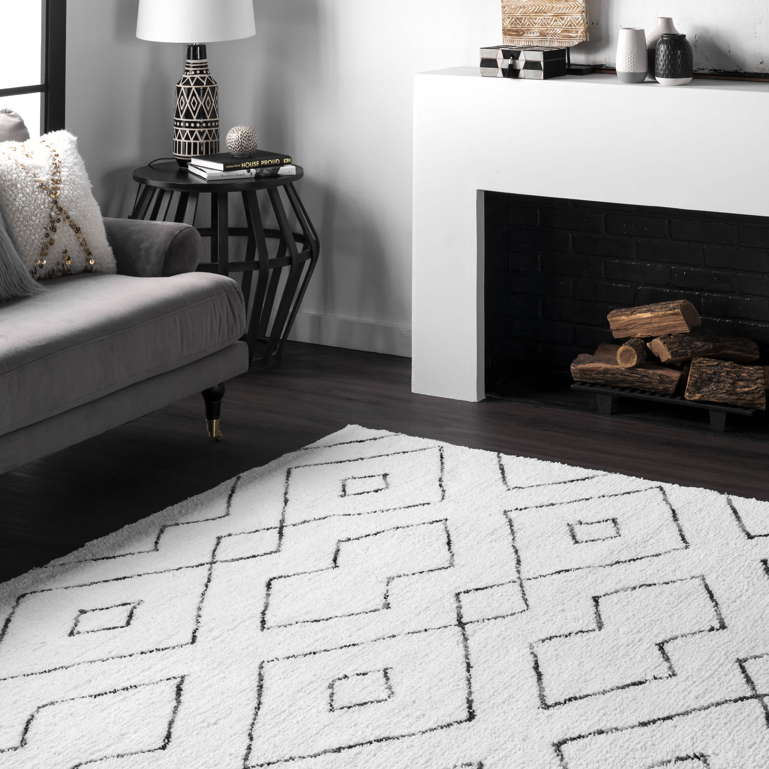 Hand Tufted Beaulah Shaggy Area Rug - Image 9