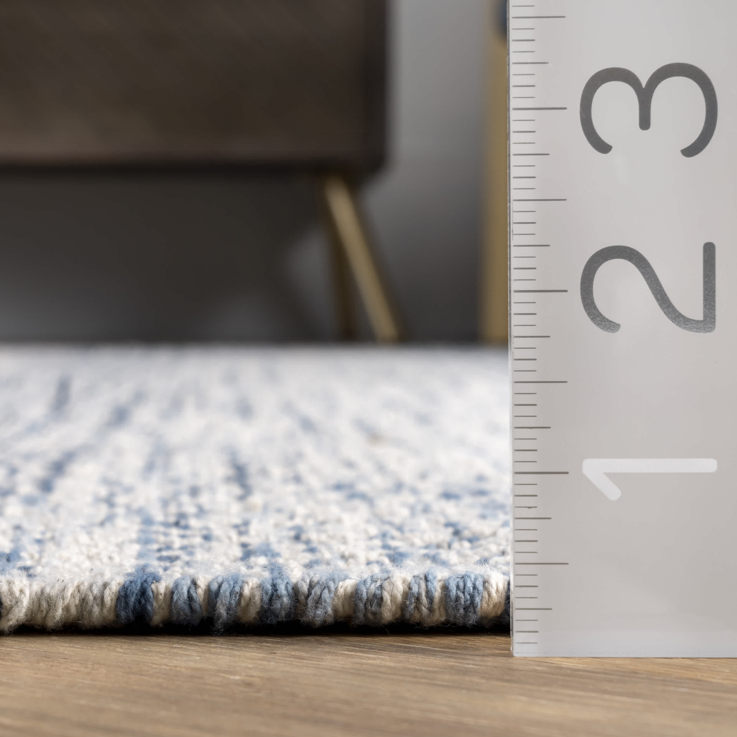 Diem Geometric Cotton Tassel Area Rug - Image 3