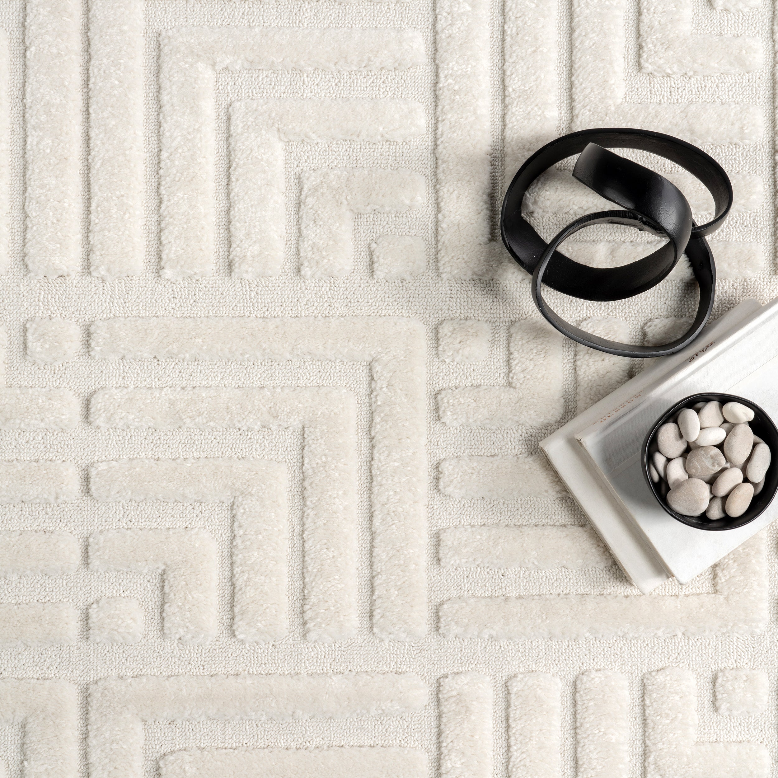 Kerensa Geometric Maze Tasseled Area Rug - Image 6