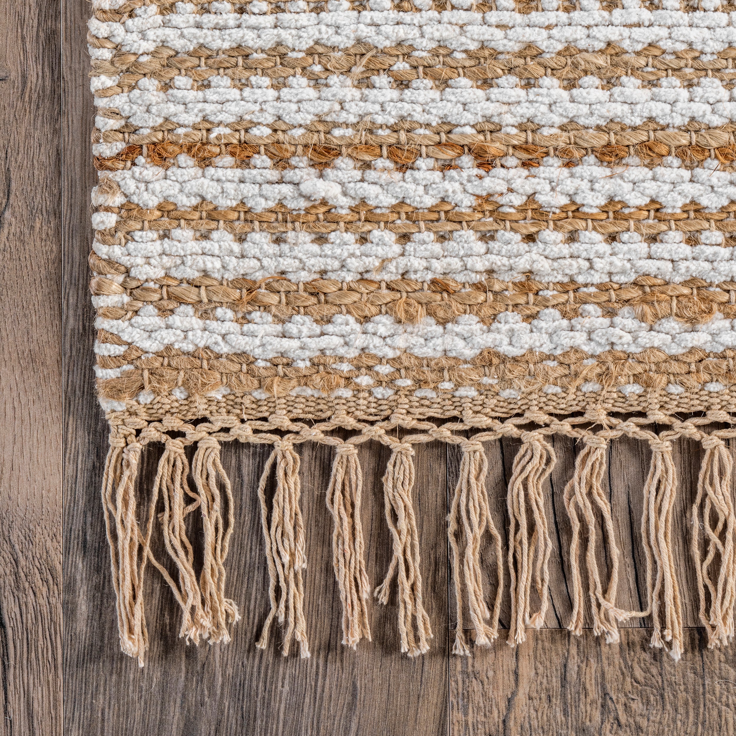 Clea Hand Woven Geometric Flatweave Tassel Area Rug - Image 5