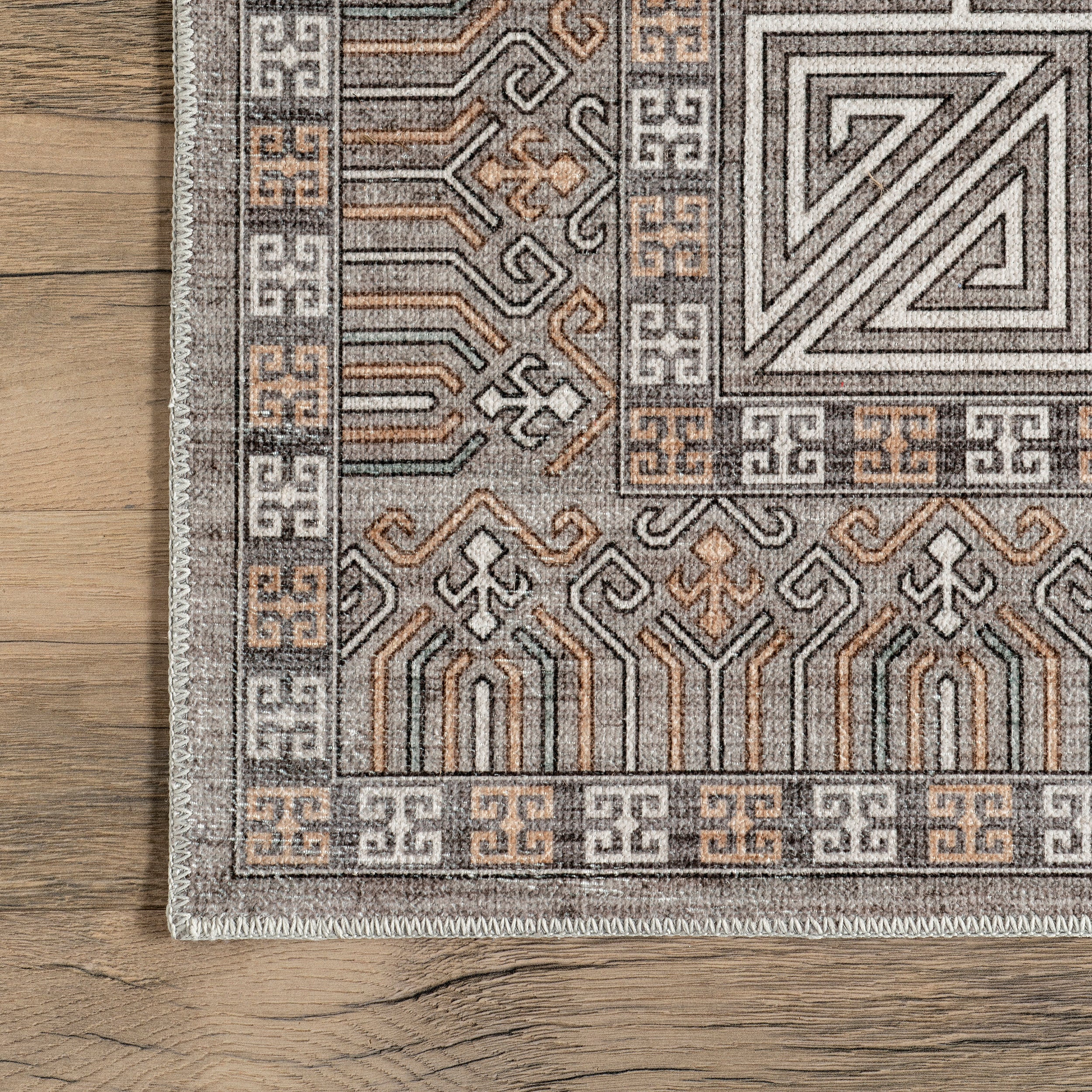 Tama Circle Medallion Machine Washable Area Rug - Image 5