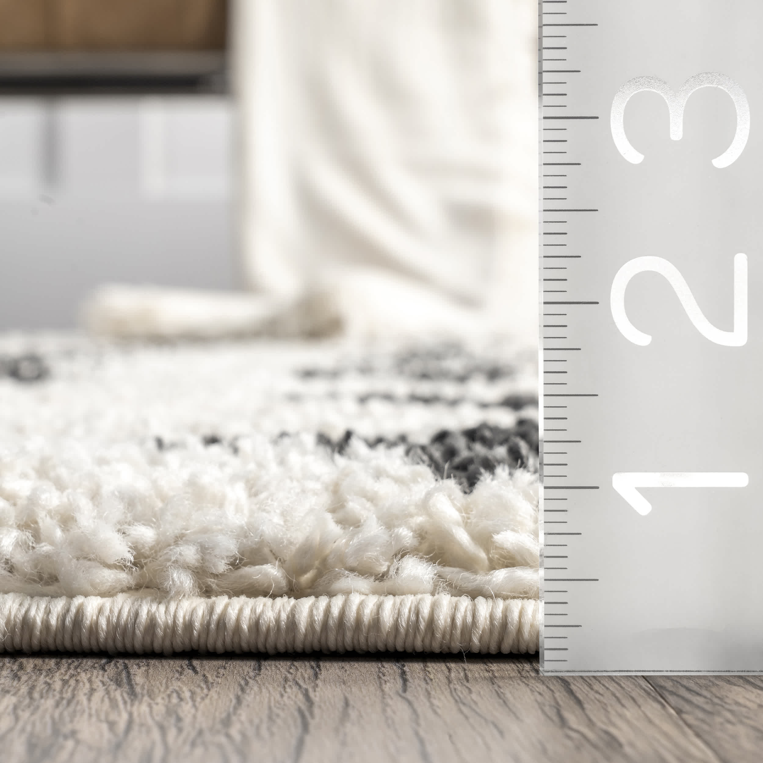 Fatima Cross Cozy Shag Tassel Area Rug - Image 3