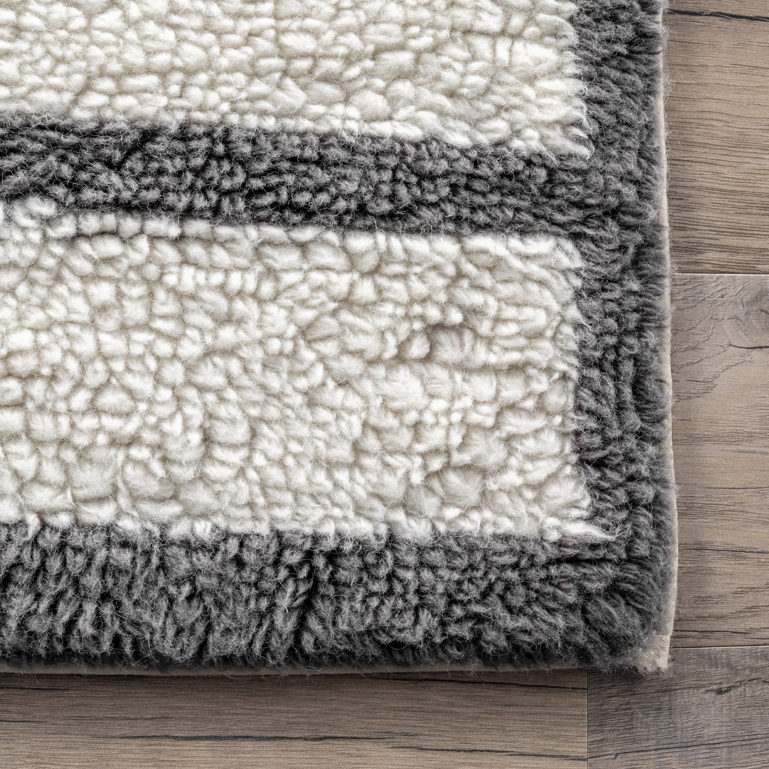 Fading Chevron Wool Washable Area Rug - Image 5