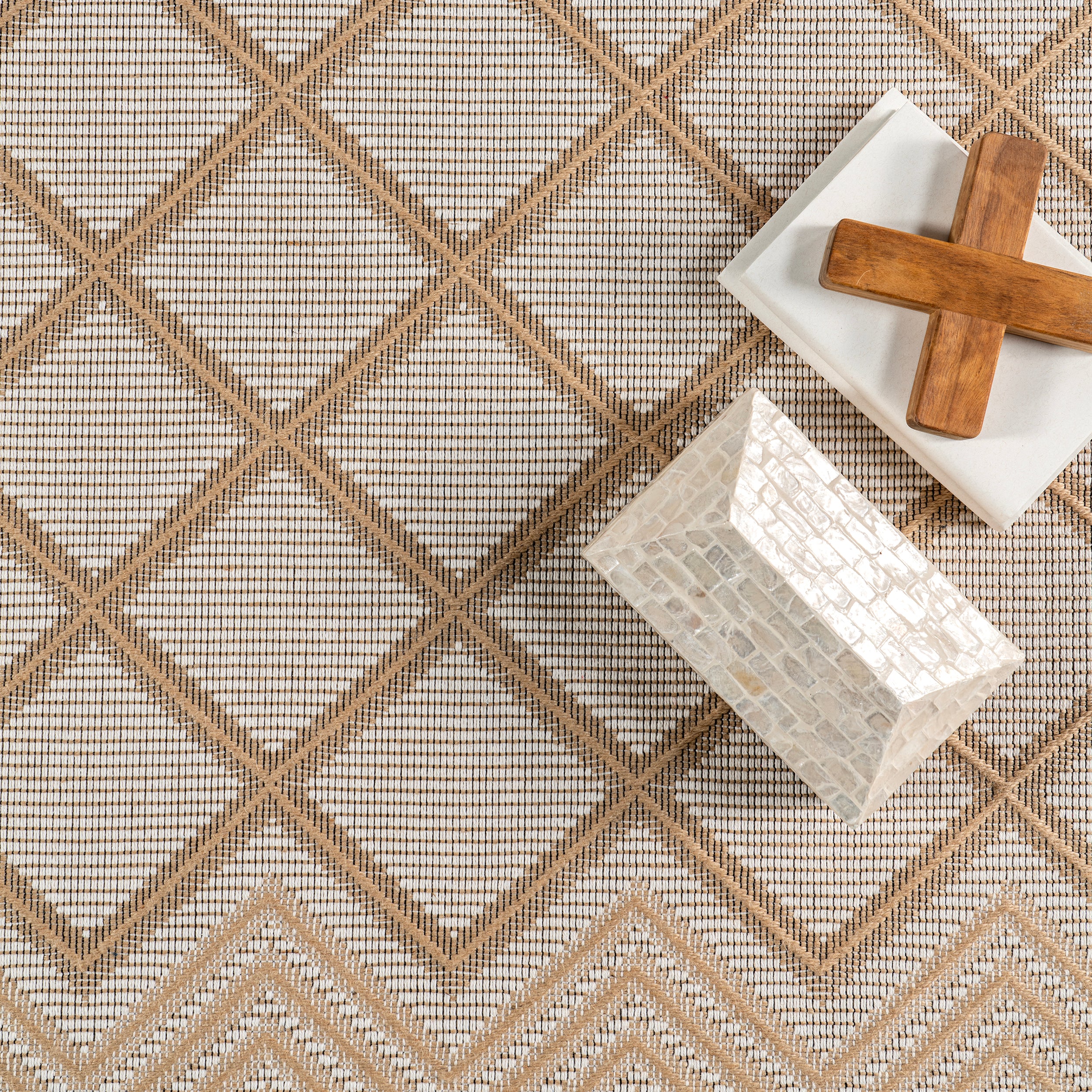 Eleanora Geometric Transitional Jute Area Rug - Image 6