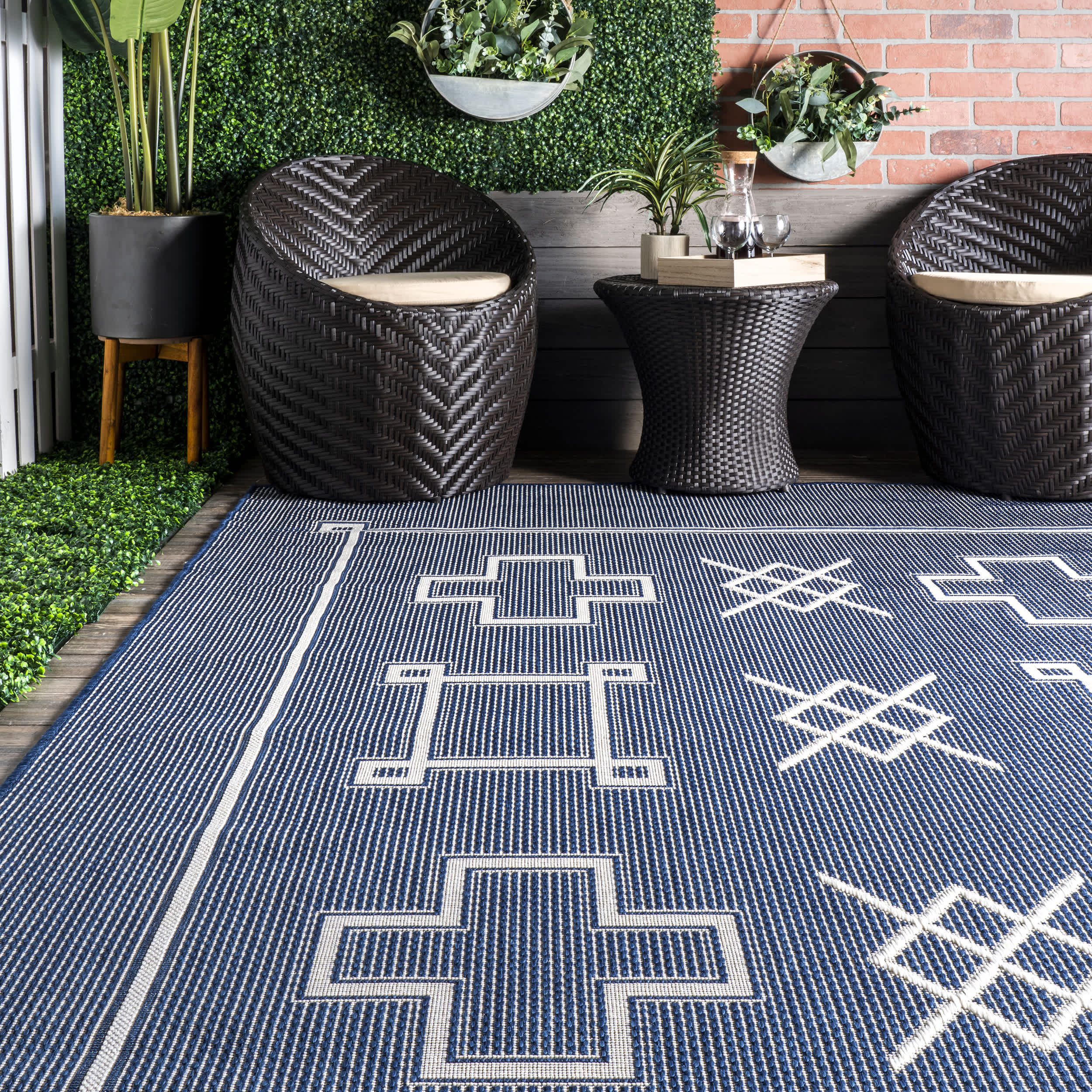 Hillary Geometric Tribal Indoor/Outdoor Area Rug - Image 8