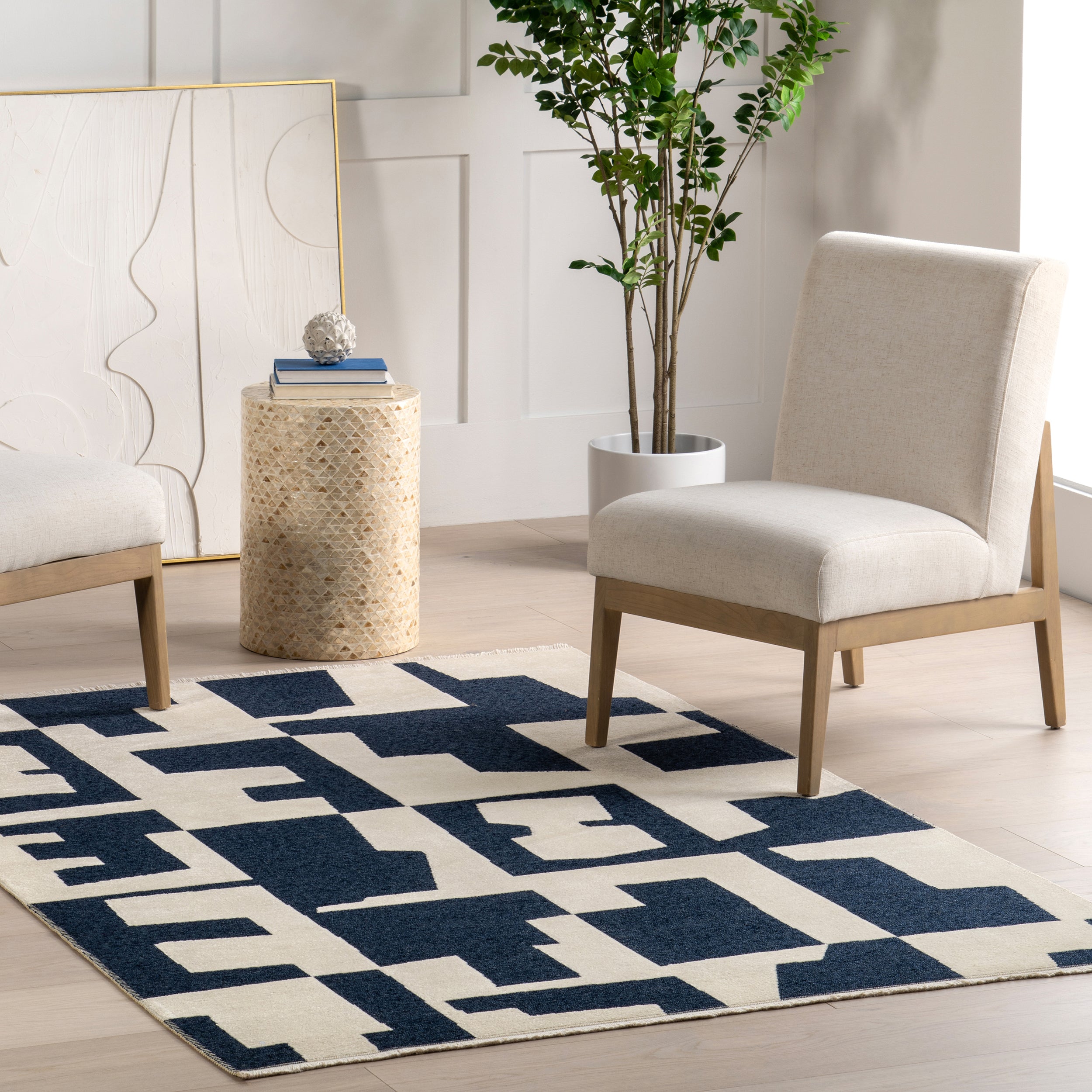 Viktoria Modern Abstract Reversible Machine Washable Area Rug - Image 2