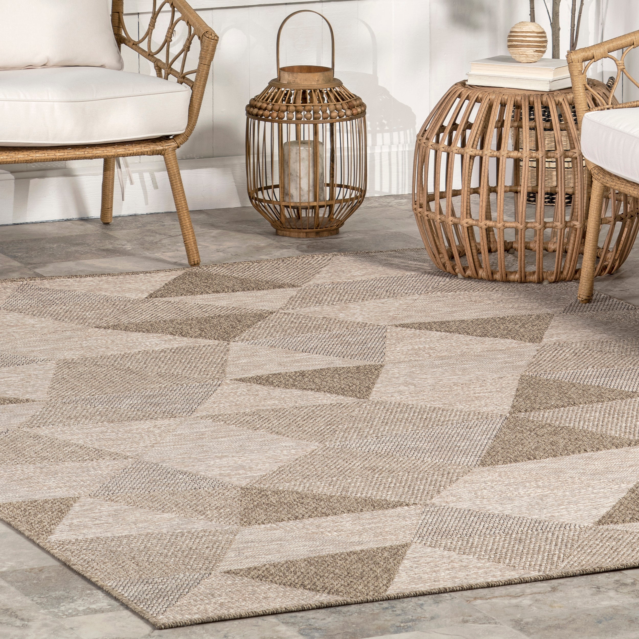 Guinevere Mosaic Indoor/Outdoor Area Rug - Image 9