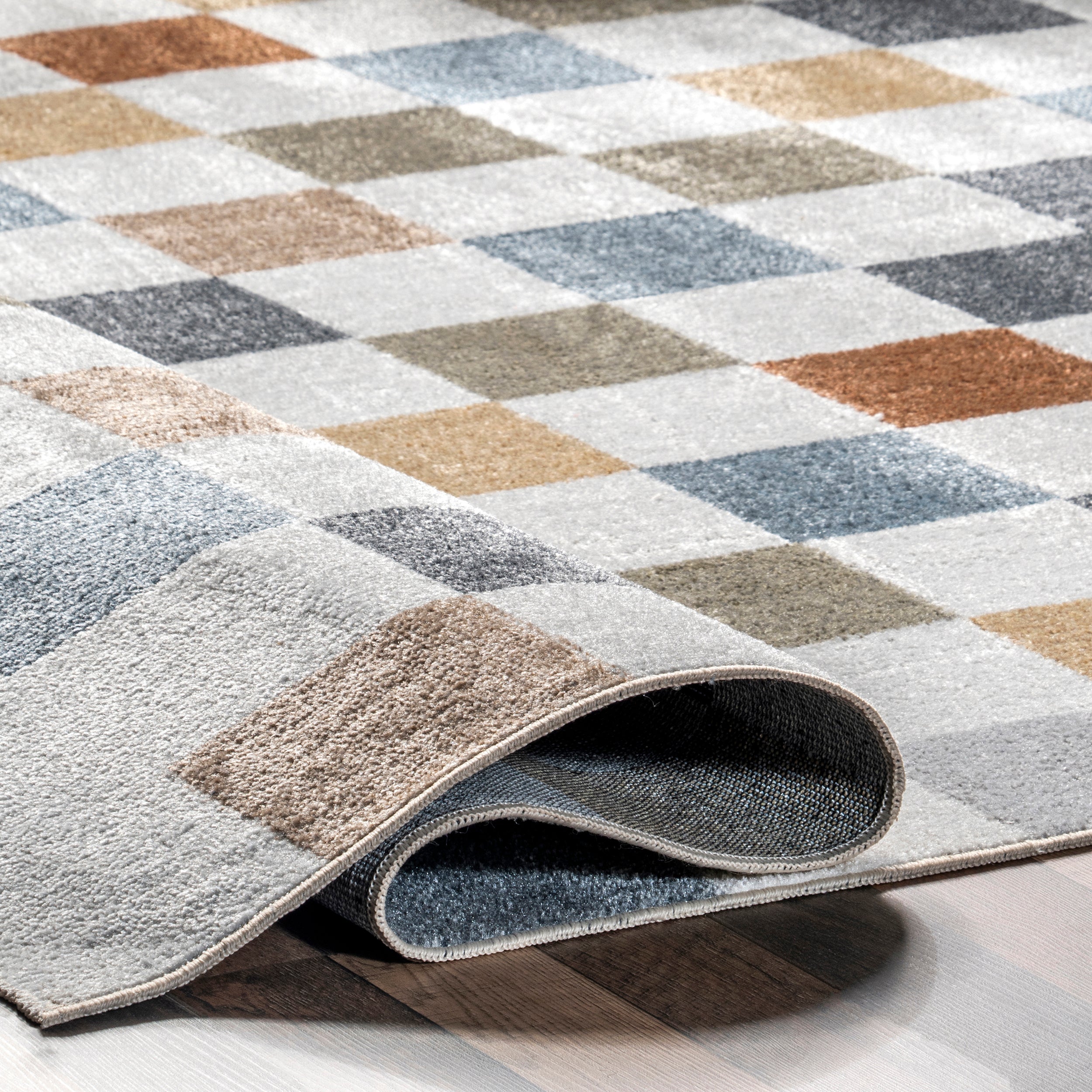 Naya Checkered Machine Washable Area Rug - Image 4