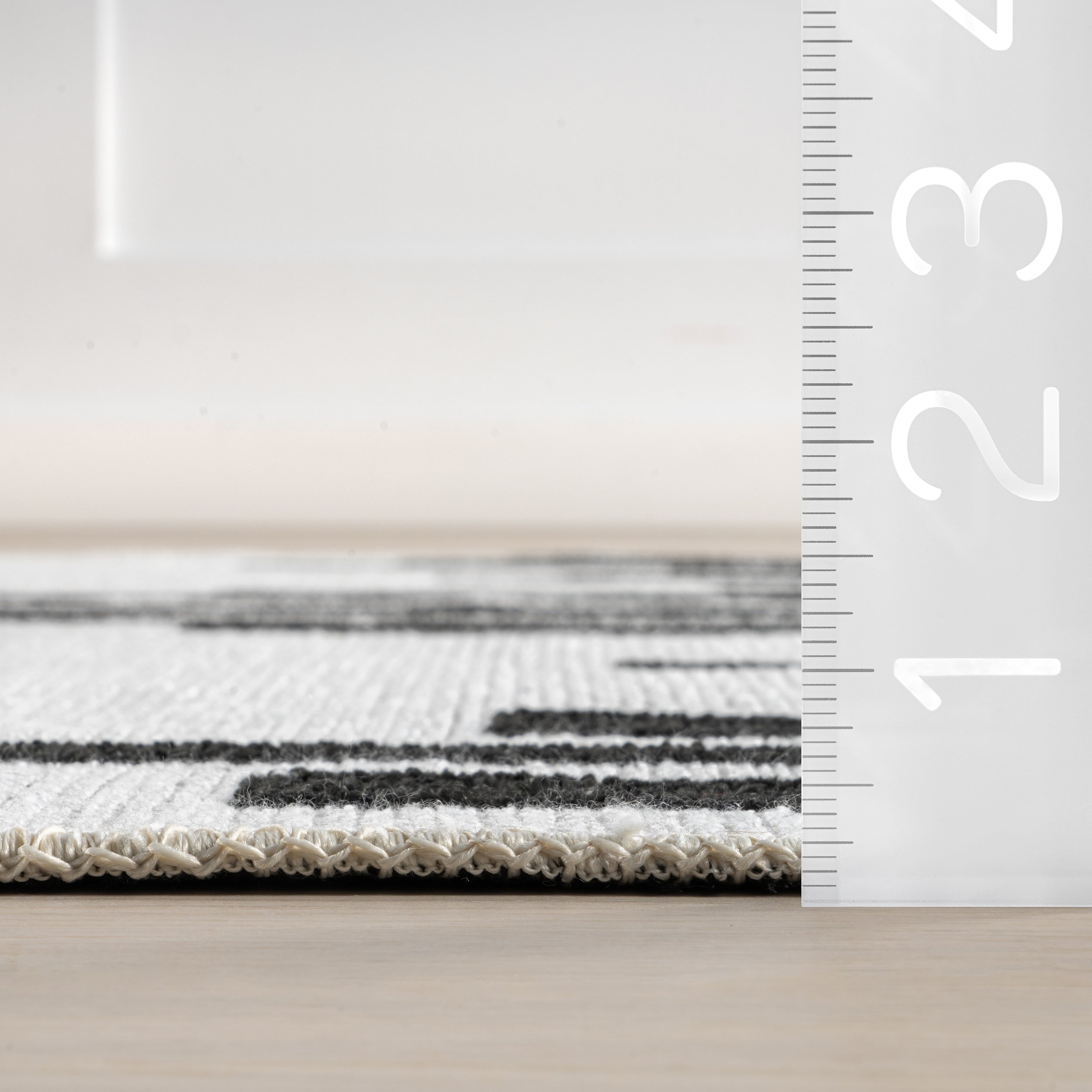 Olea Abstract Machine Washable Area Rug - Image 3