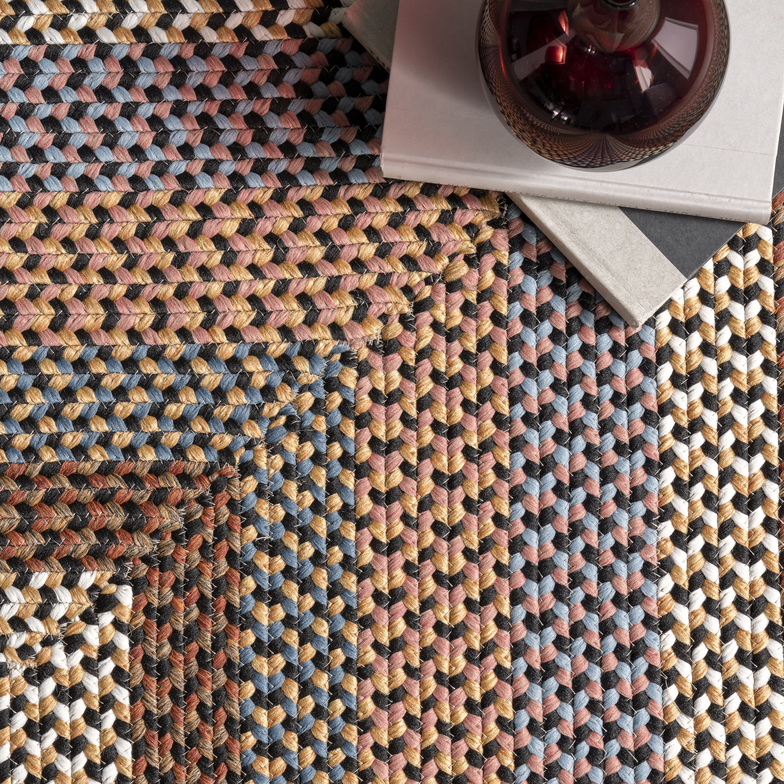 Gwyneth Braided Borders Indoor/Outdoor Area Rug - Image 6