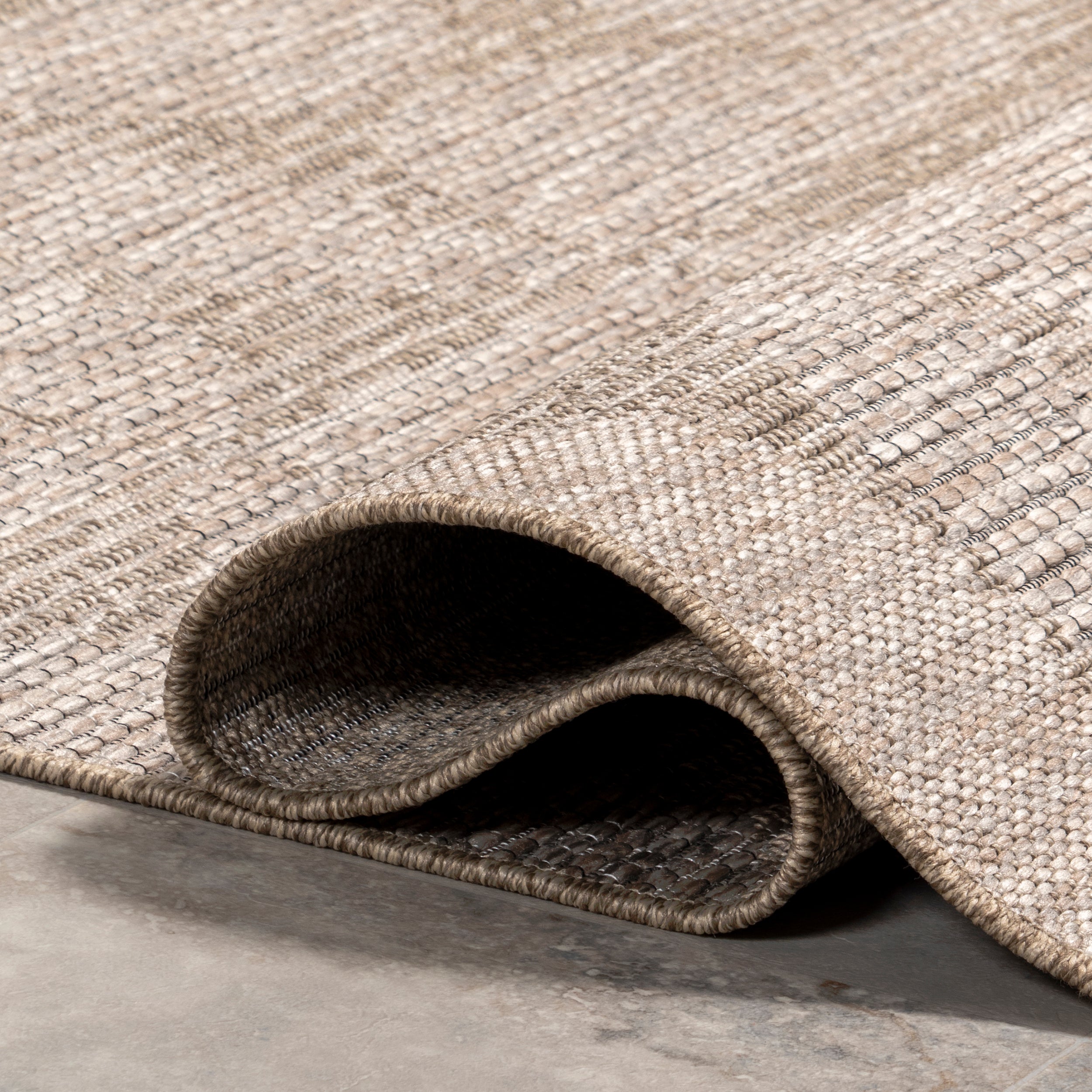 Lakelyn Modern Geometric Indoor/Outdoor Area Rug - Image 4