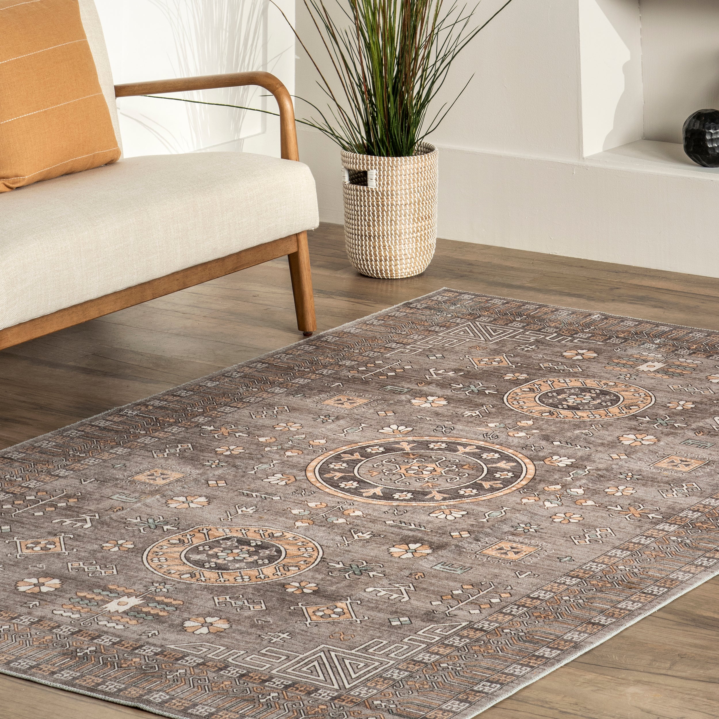 Tama Circle Medallion Machine Washable Area Rug - Image 9