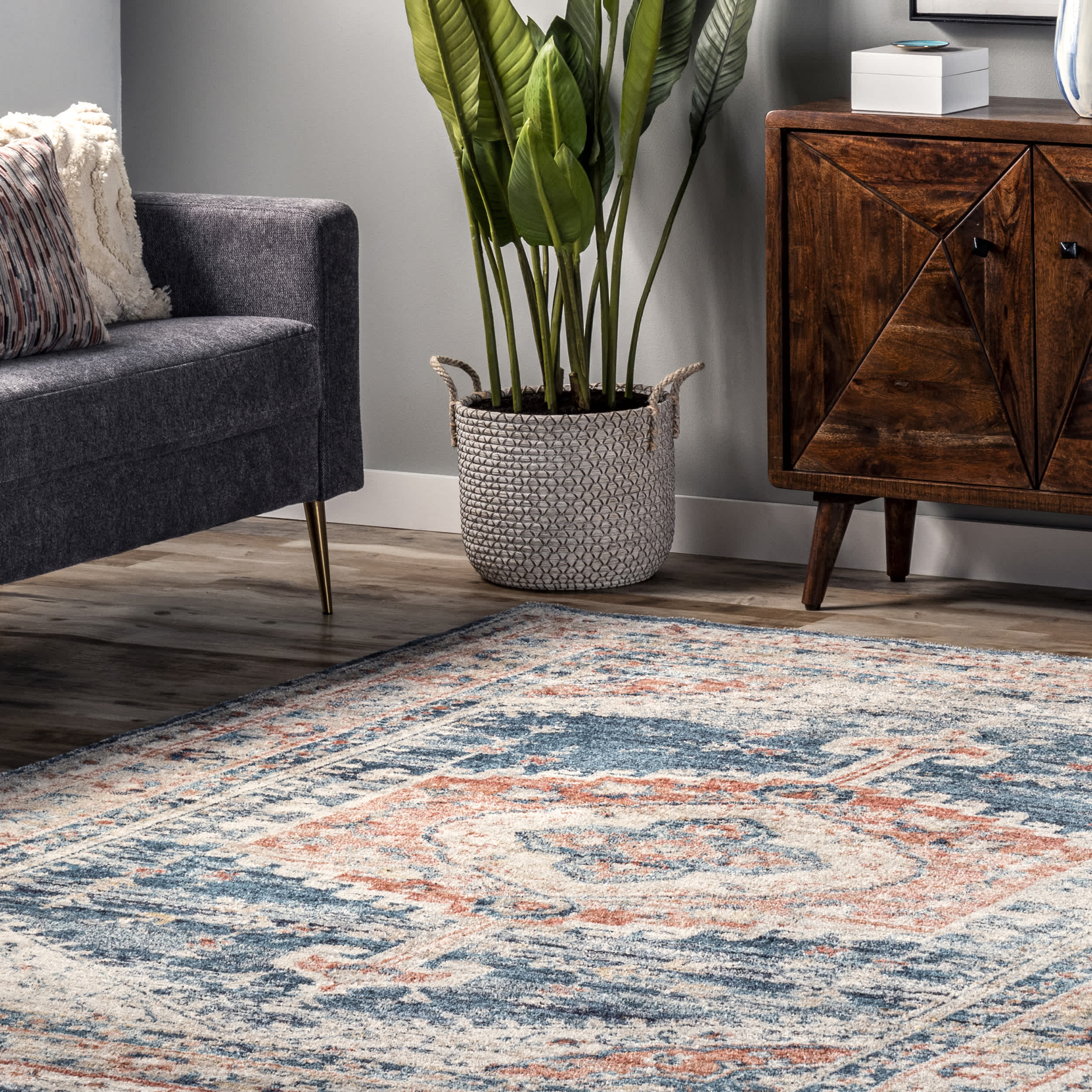 Harley Barbed Mast Medallion Area Rug - Image 9