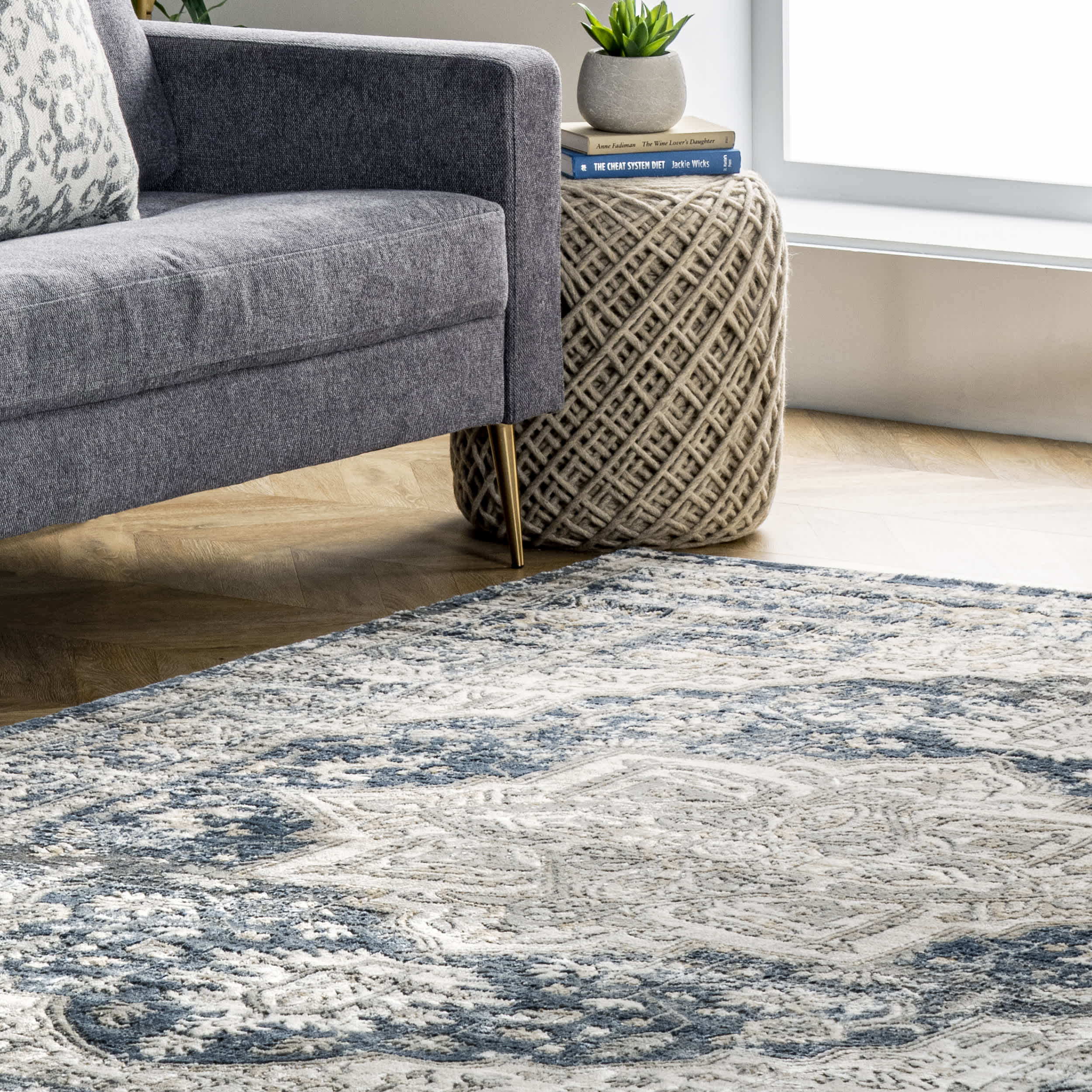 Darcie Traditional Medallion Area Rug - Image 25