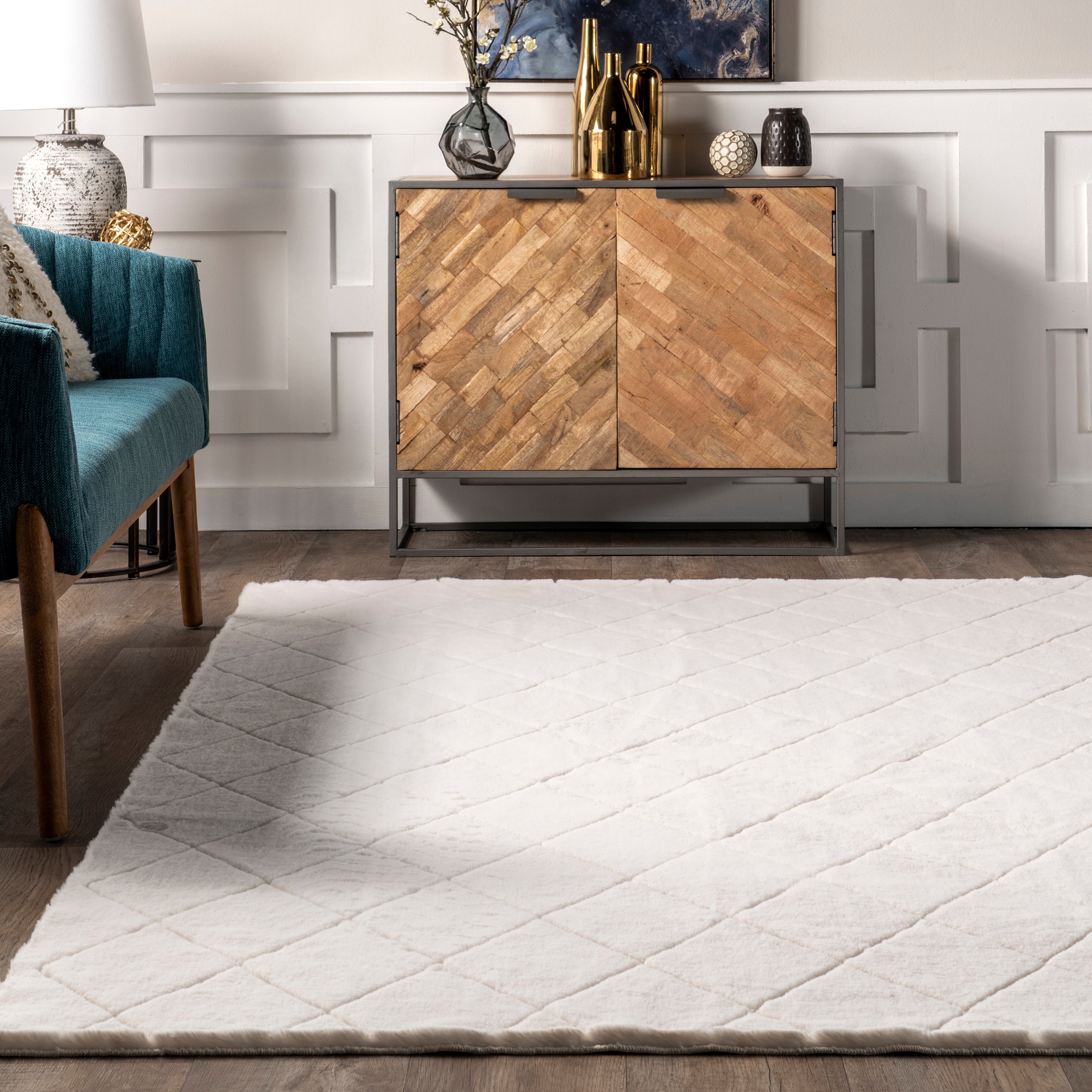 Amy Casual Faux Rabbit Machine Washable Area Rug - Image 8