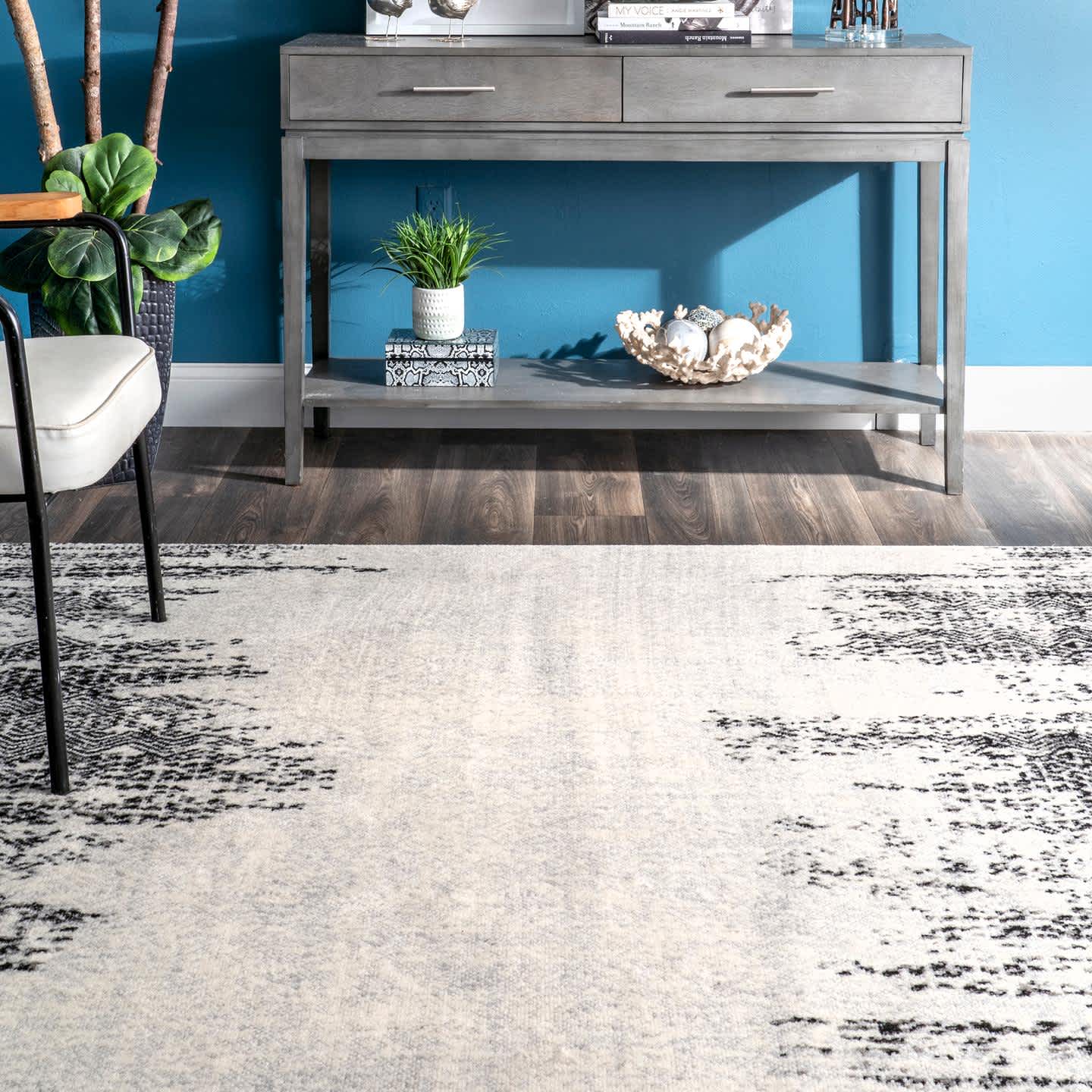 Penelope Faded Tribal Chevrons Area Rug - Image 4