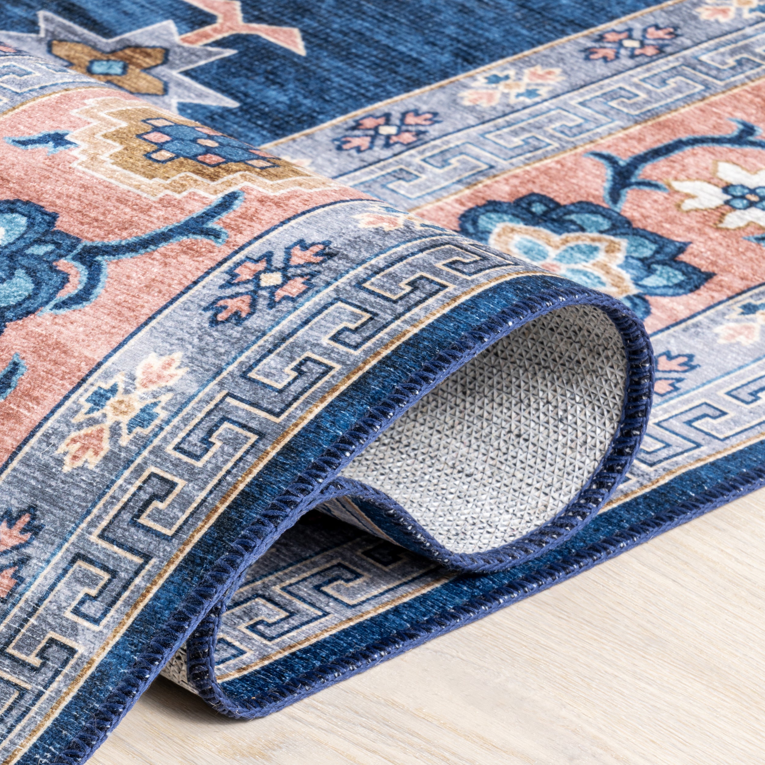 Verity SplashGuard Traditional Medallion Machine Washable Area Rug - Image 4